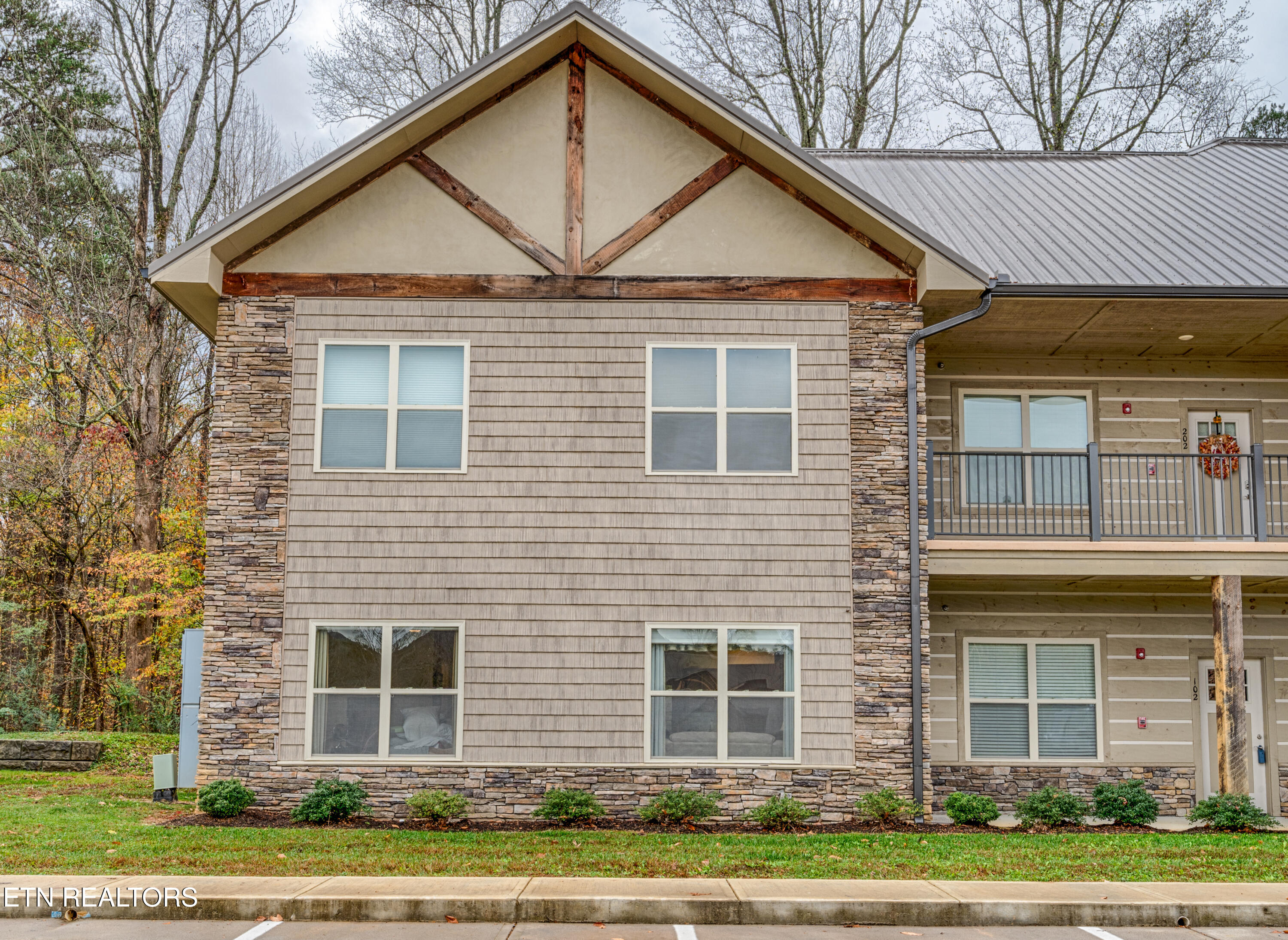 Cades Cove Reserve Real Estate Listings Main Image