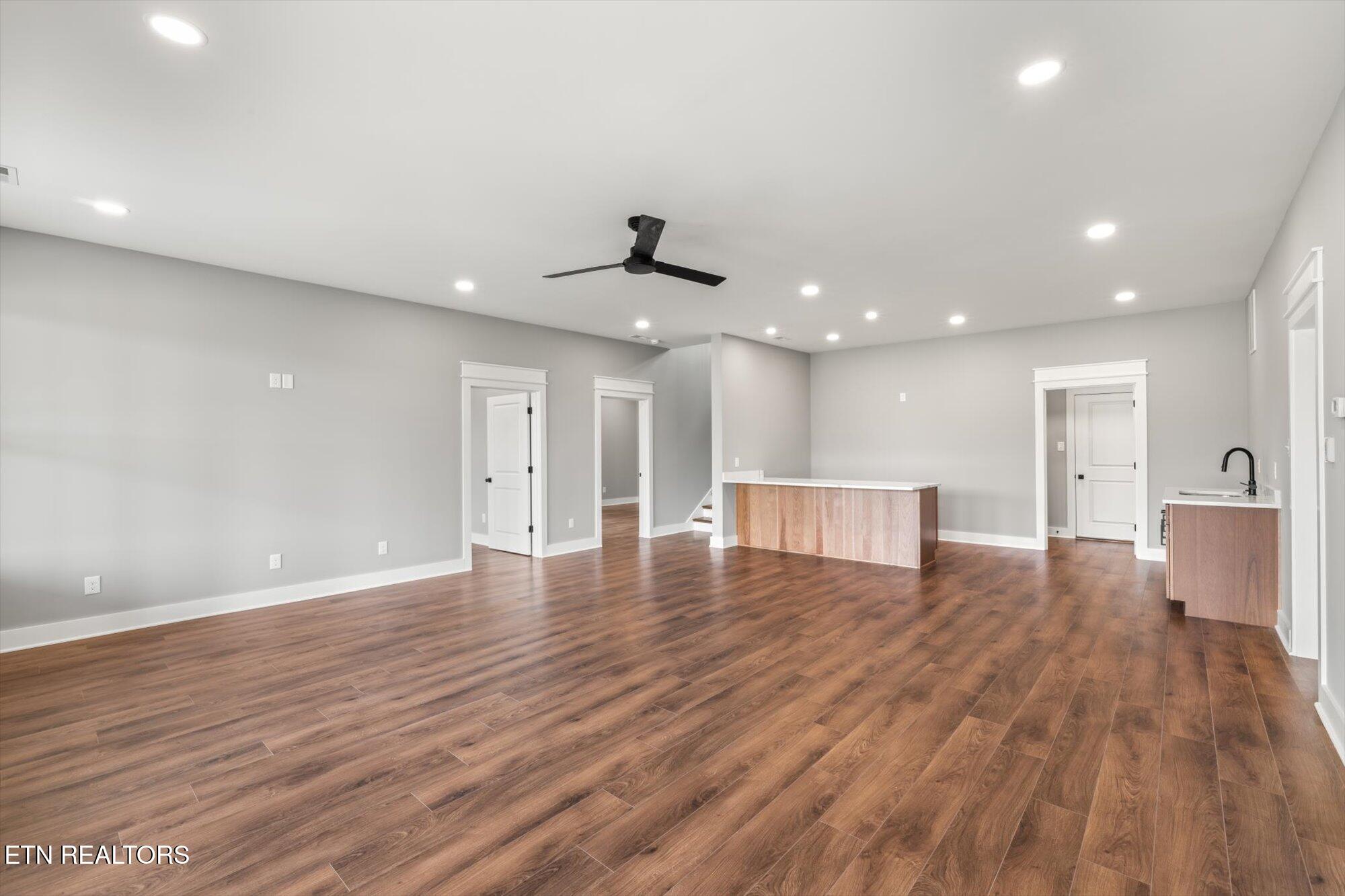 127 Waterfront Knoll Property Photo 35