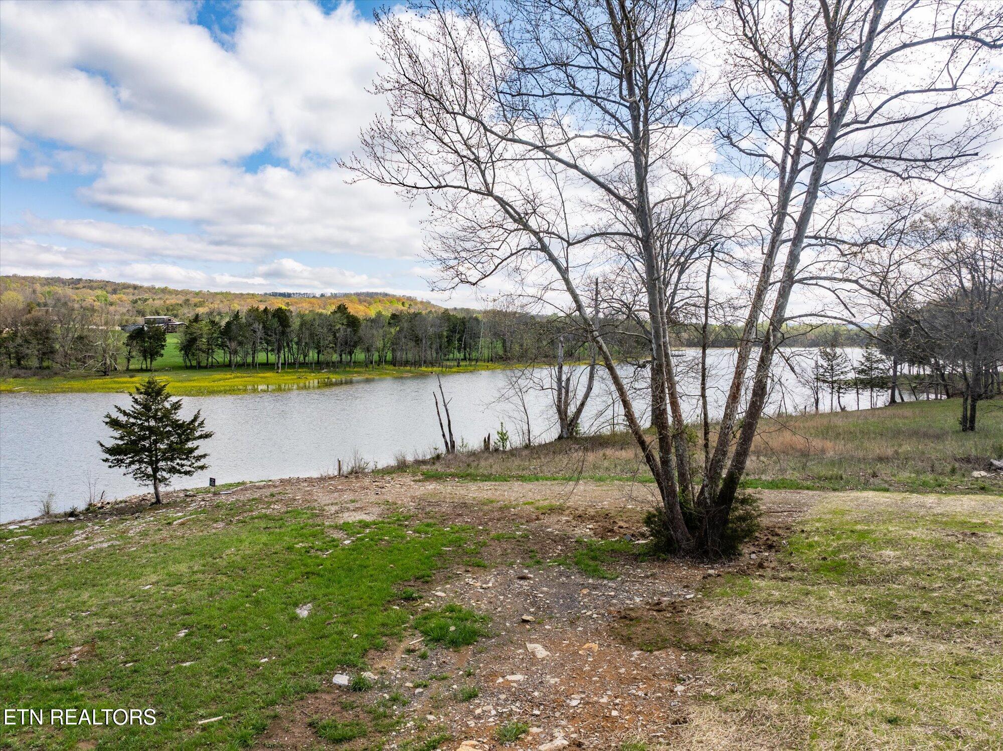 127 Waterfront Knoll Property Photo 60