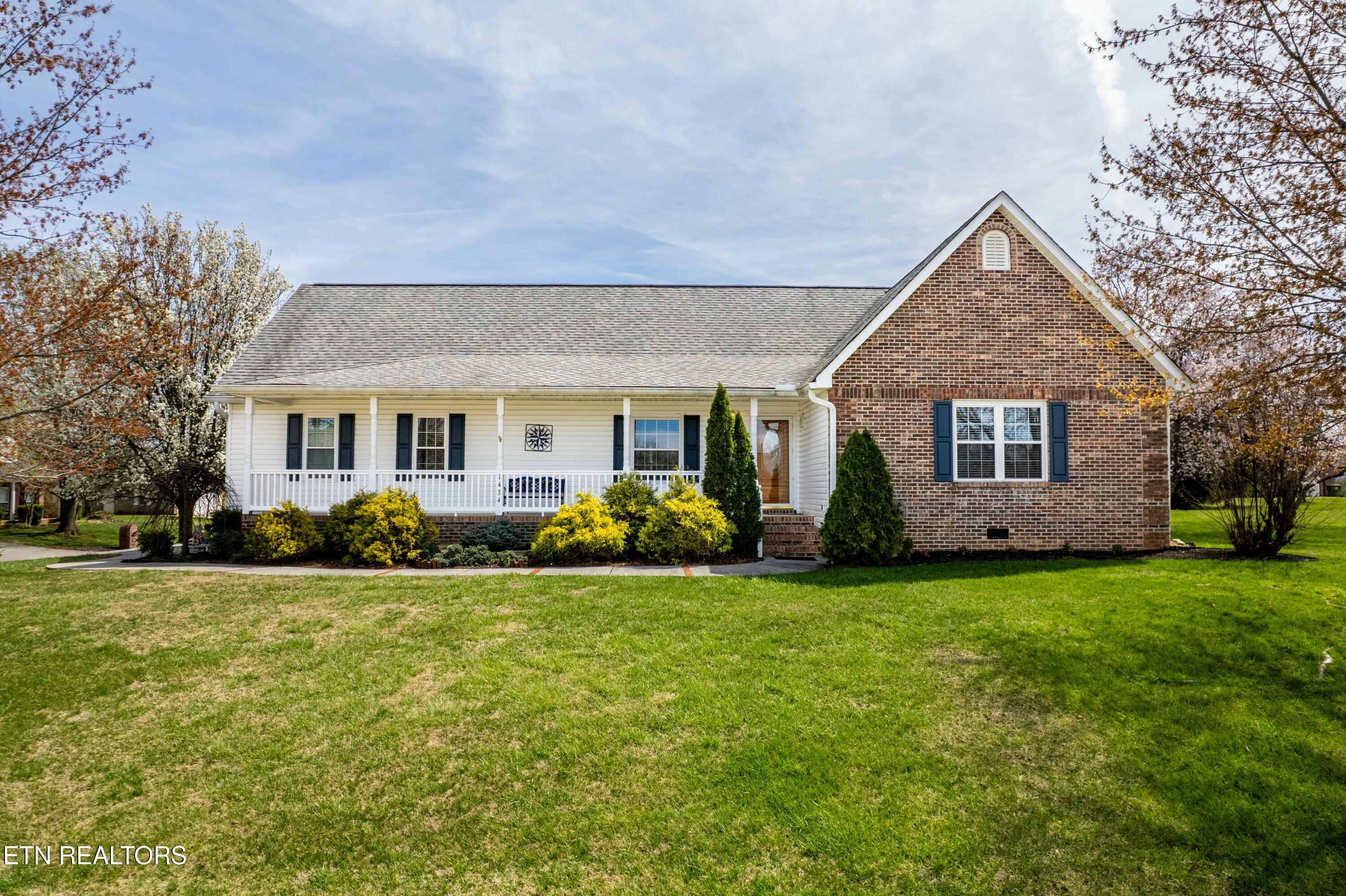 1434 Crestridge Drive Property Photo