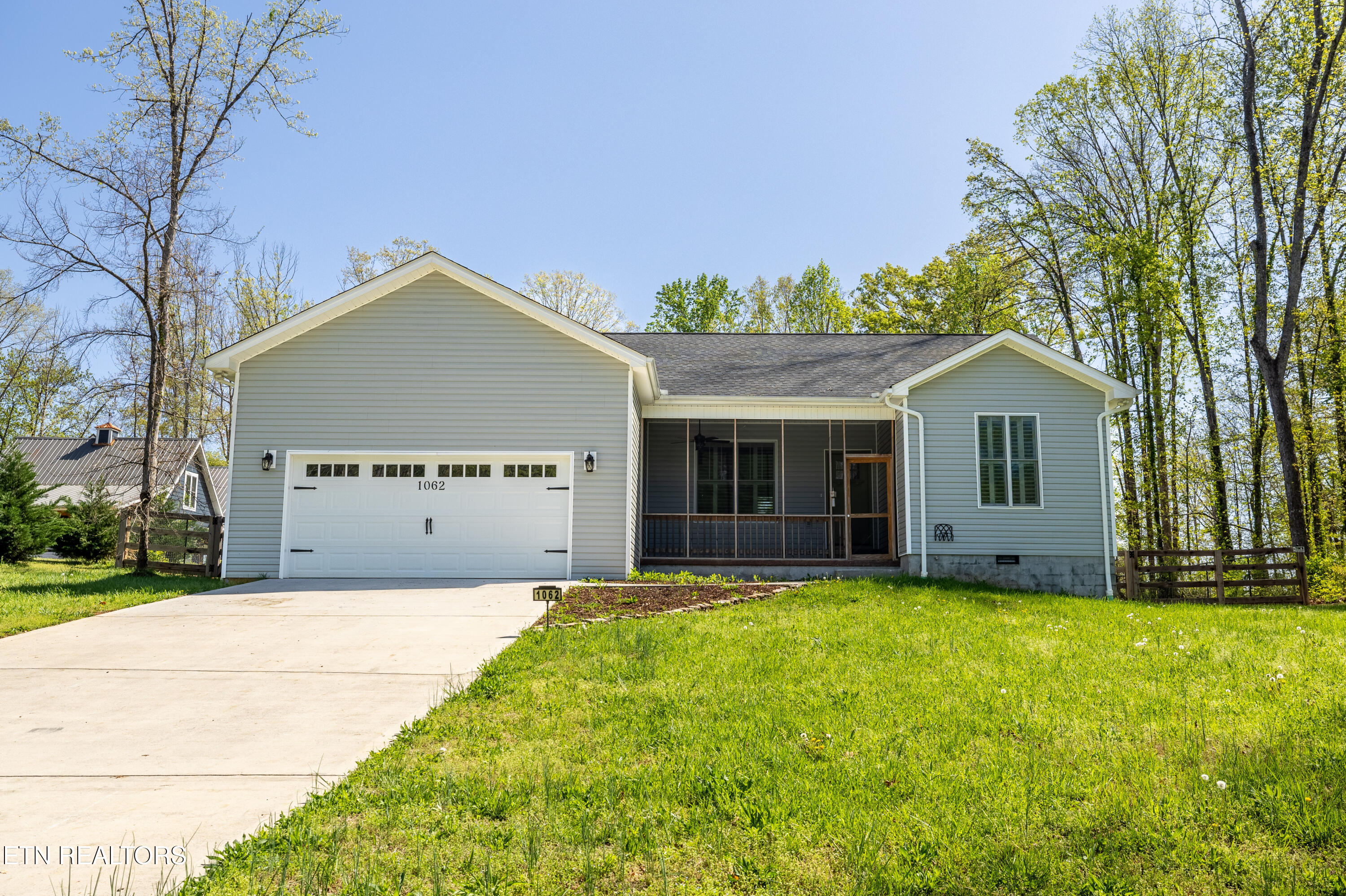 1062 Pioneer Circle Property Photo