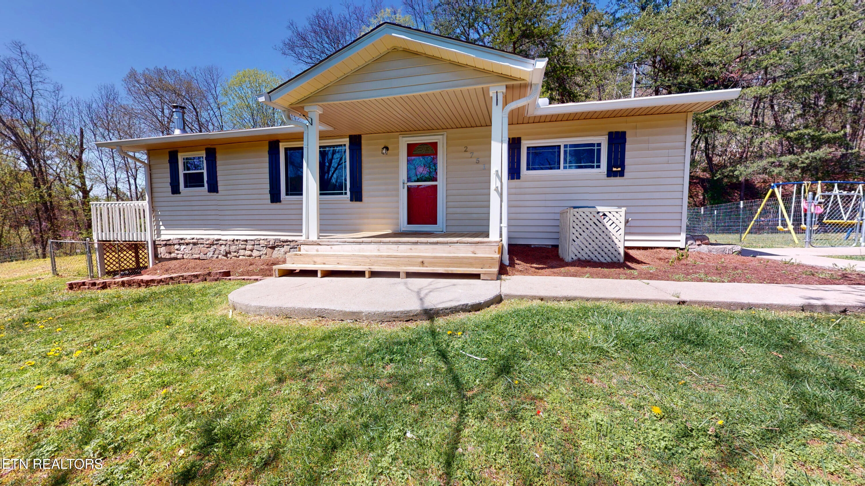 2751 Sulphur Springs Rd Property Photo