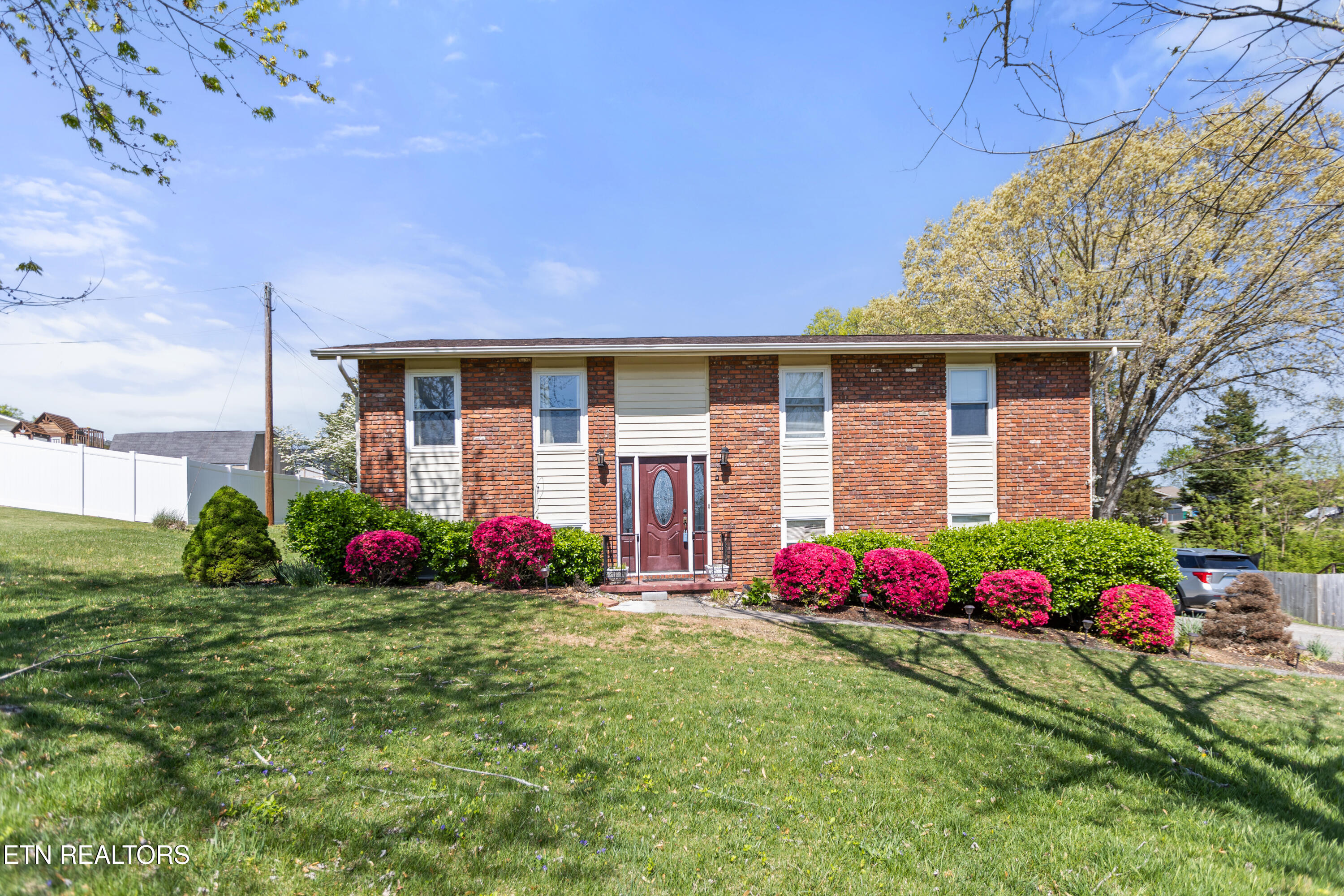 2649 Shropshire Blvd Property Photo