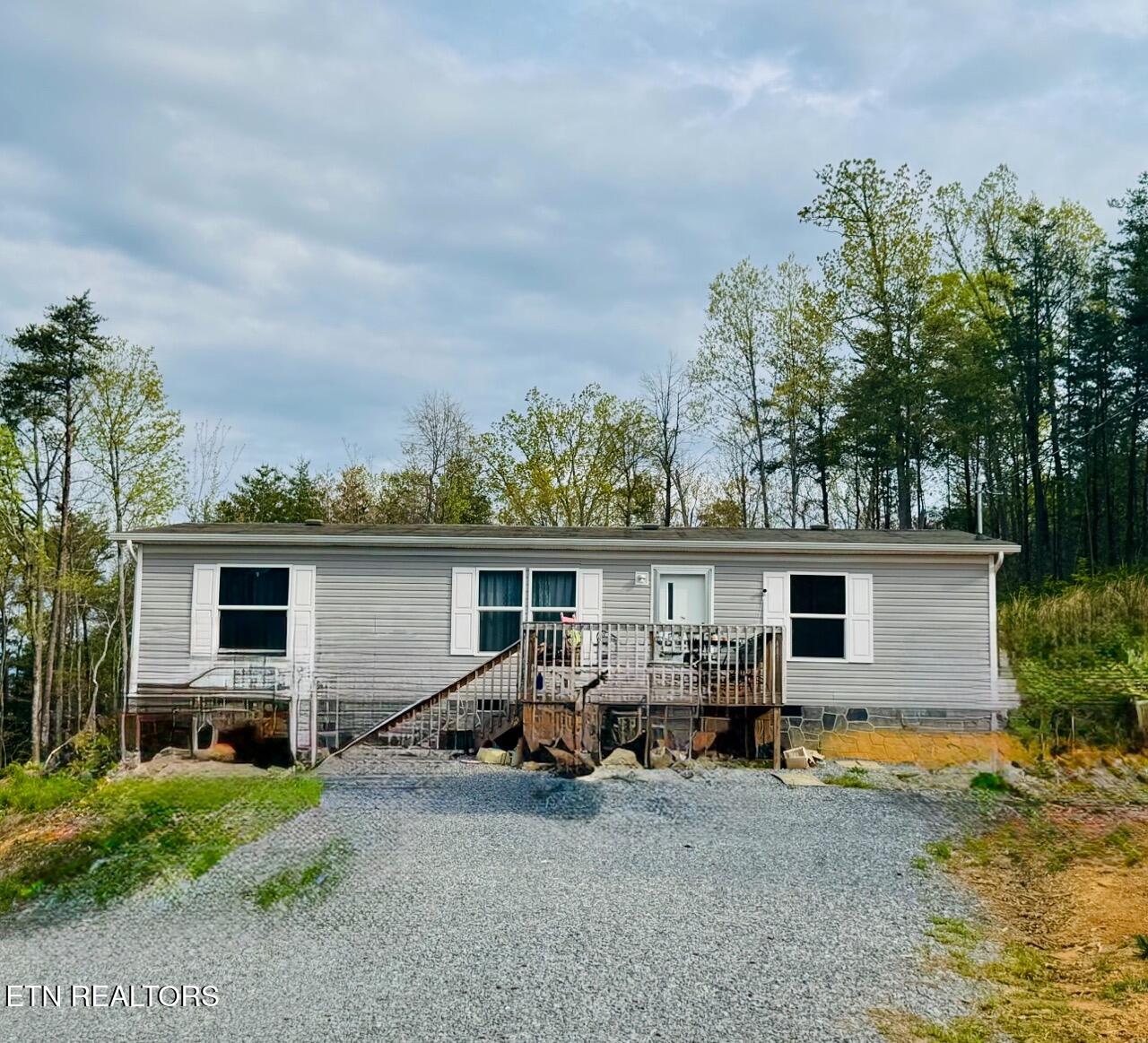 1352 Splashaway Rd Property Photo