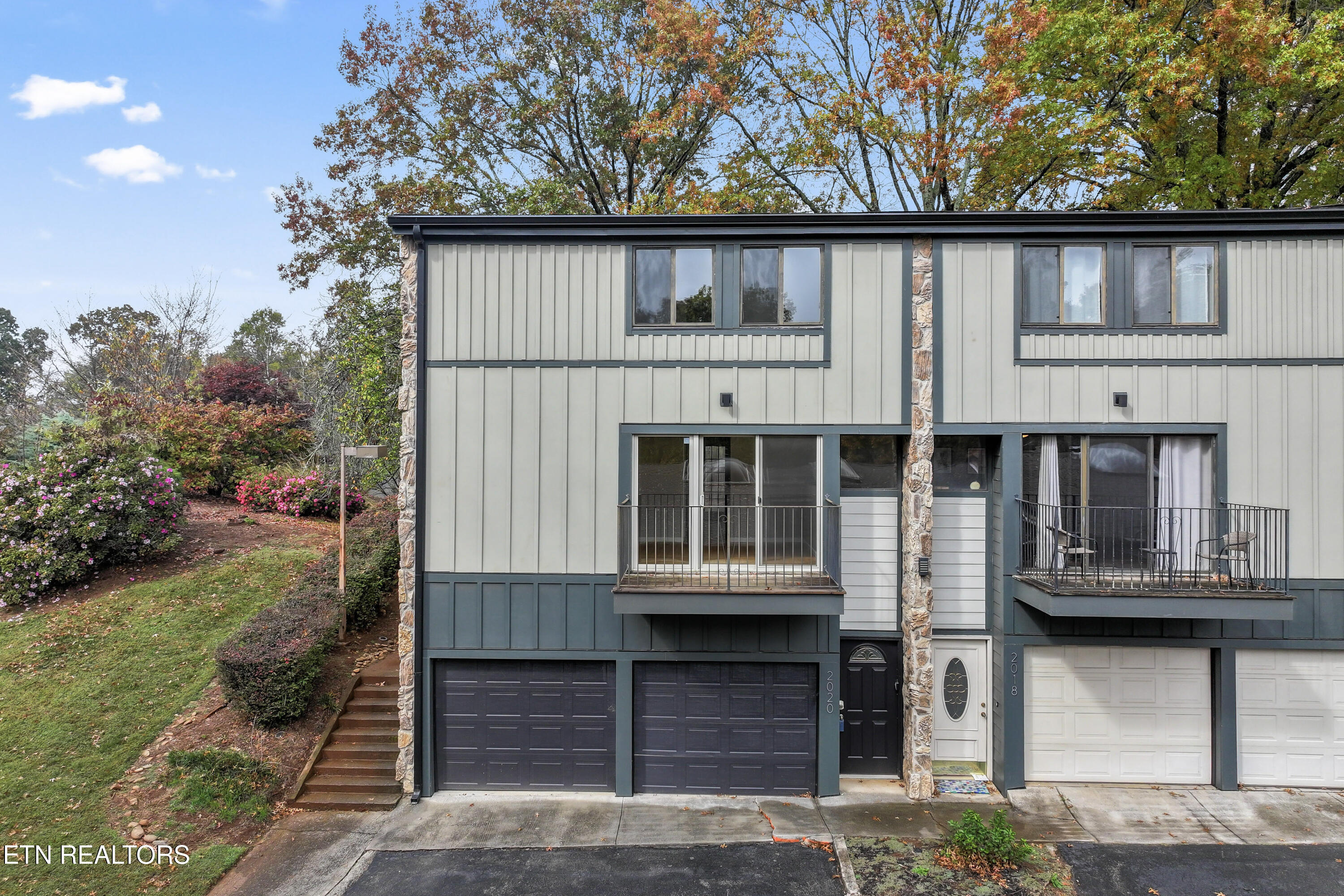 2020 Cherokee Bluff Drive Property Photo 1
