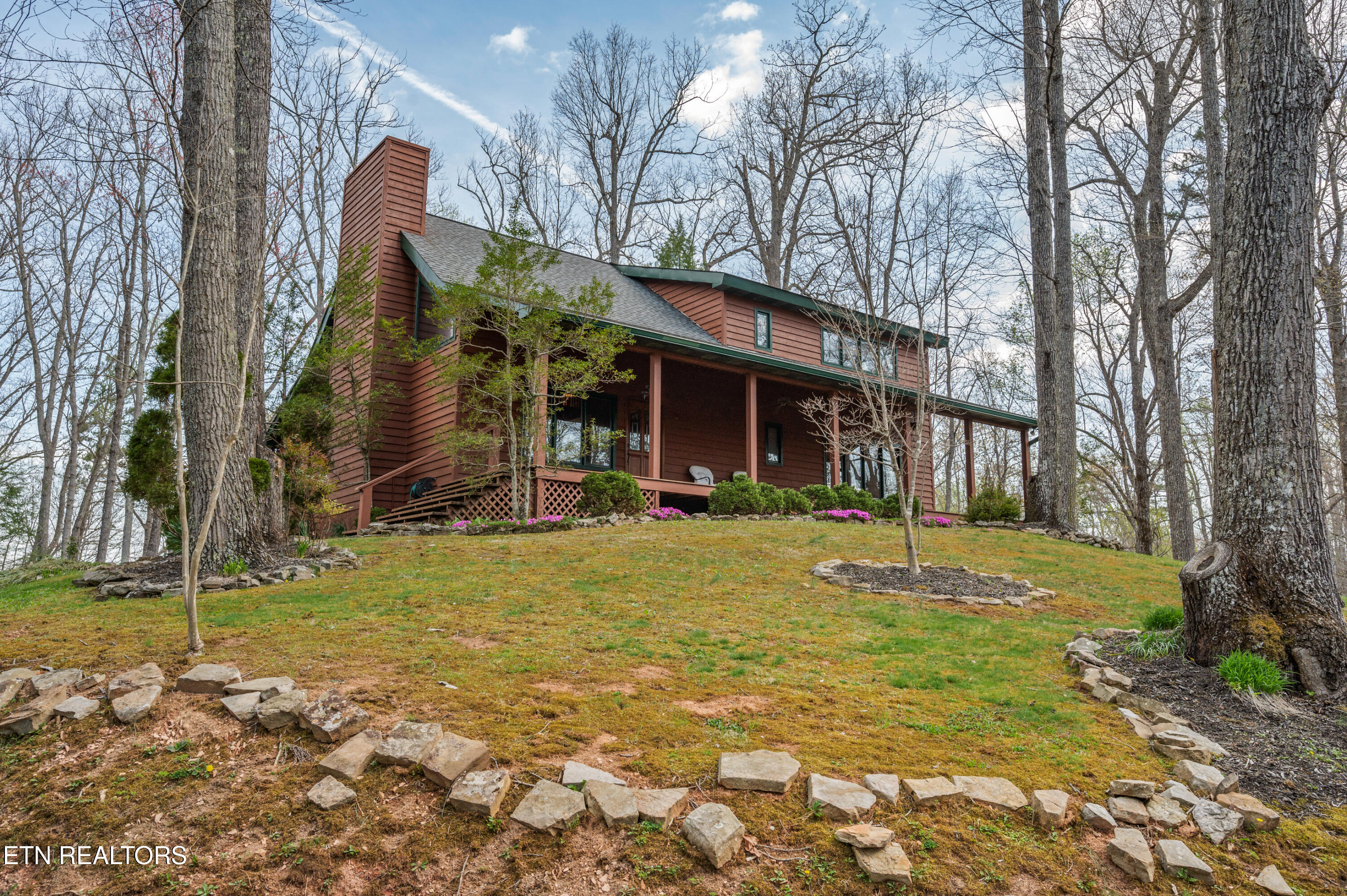 1078 Powdermill Rd Property Photo
