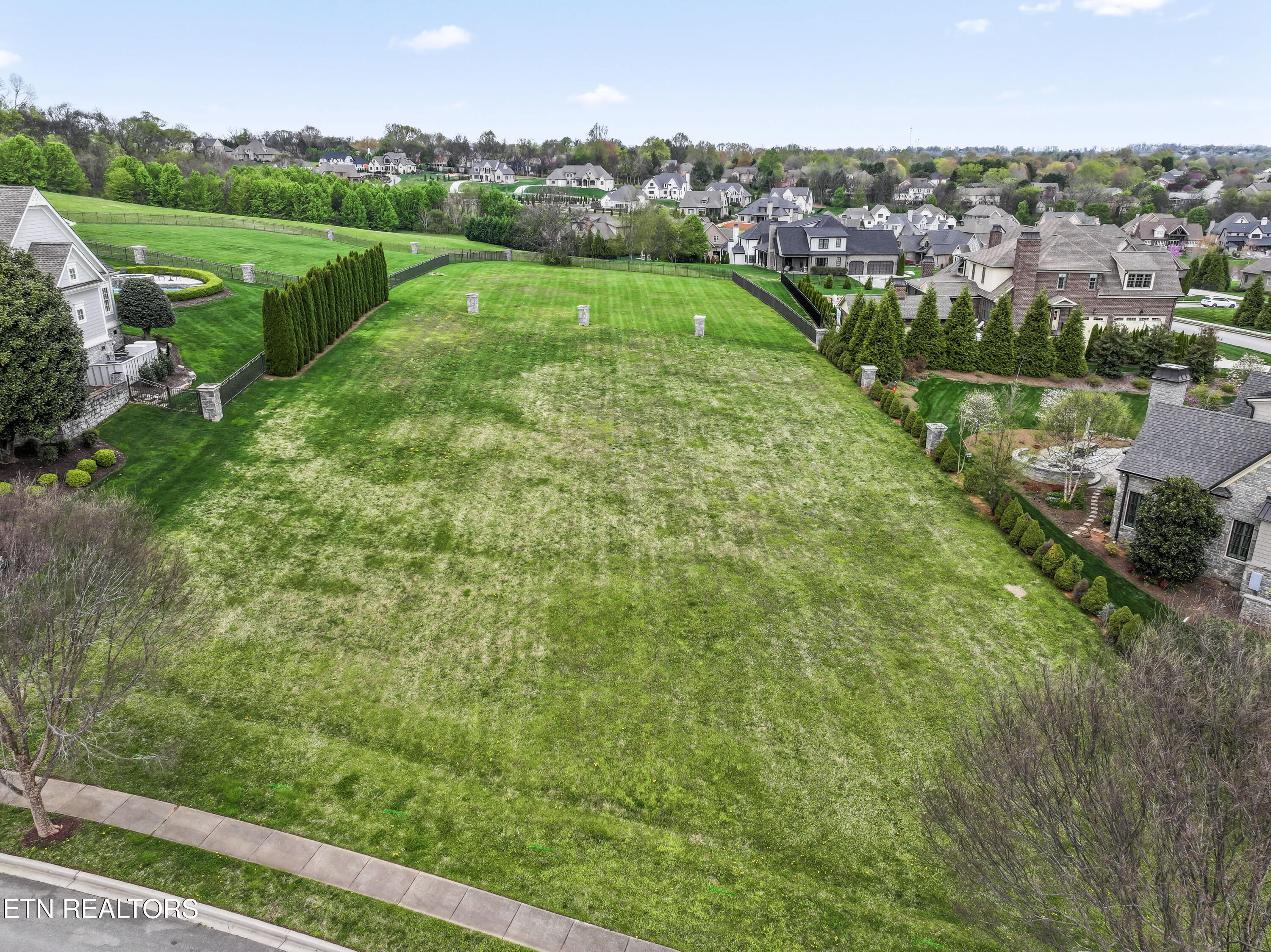 12611 Bridgemore Blvd Property Photo 1