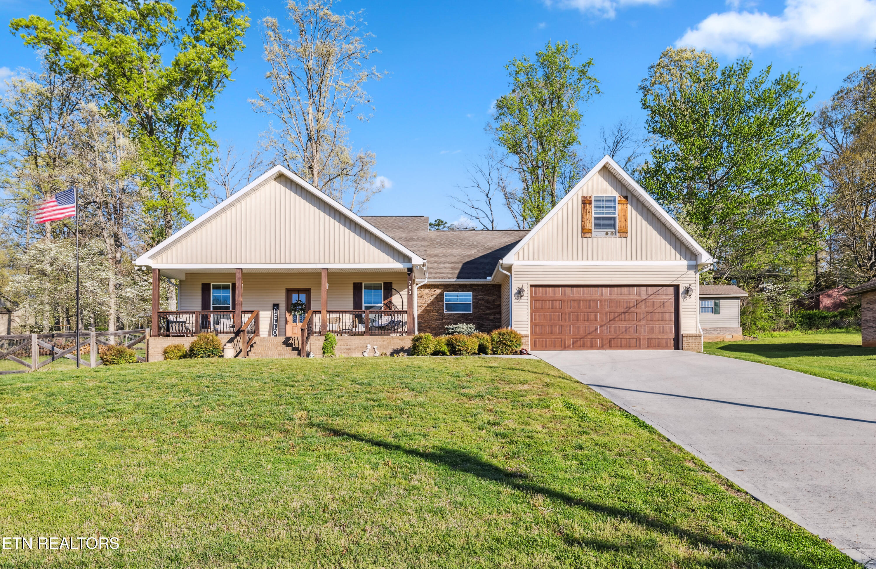 753 Whippoorwill Circle Property Photo