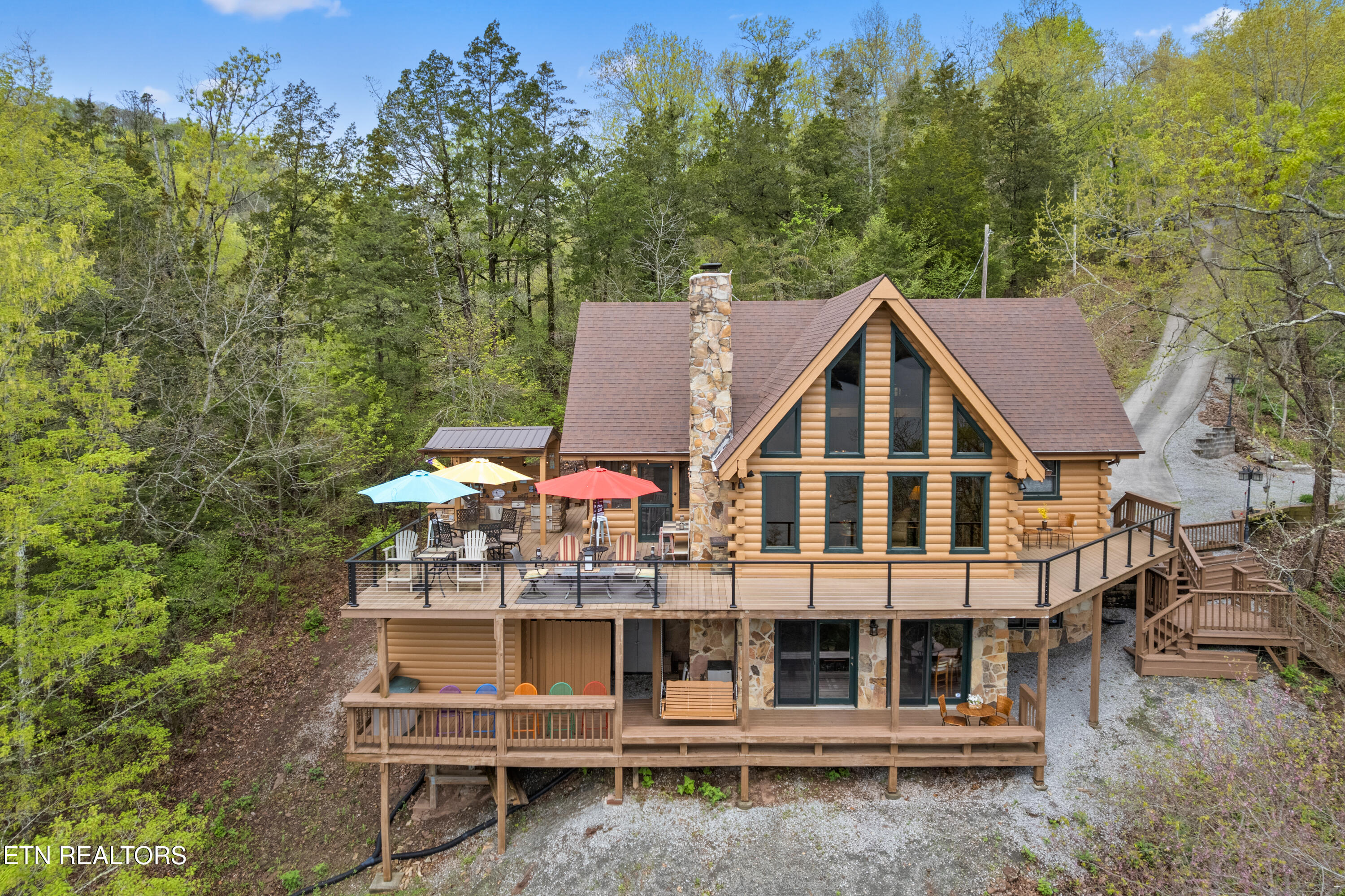 183 Big Bend Point Property Photo
