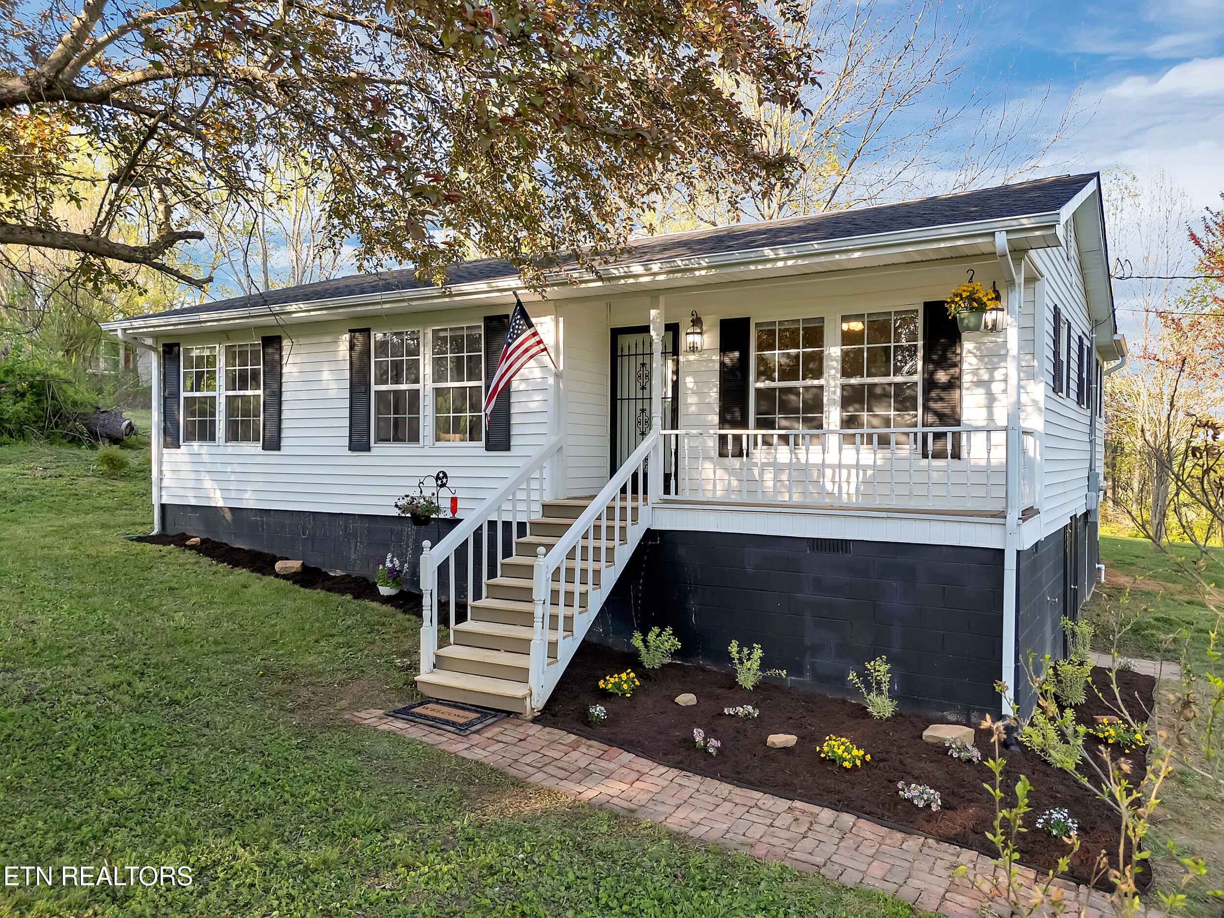 223 Sagefield Drive Property Photo