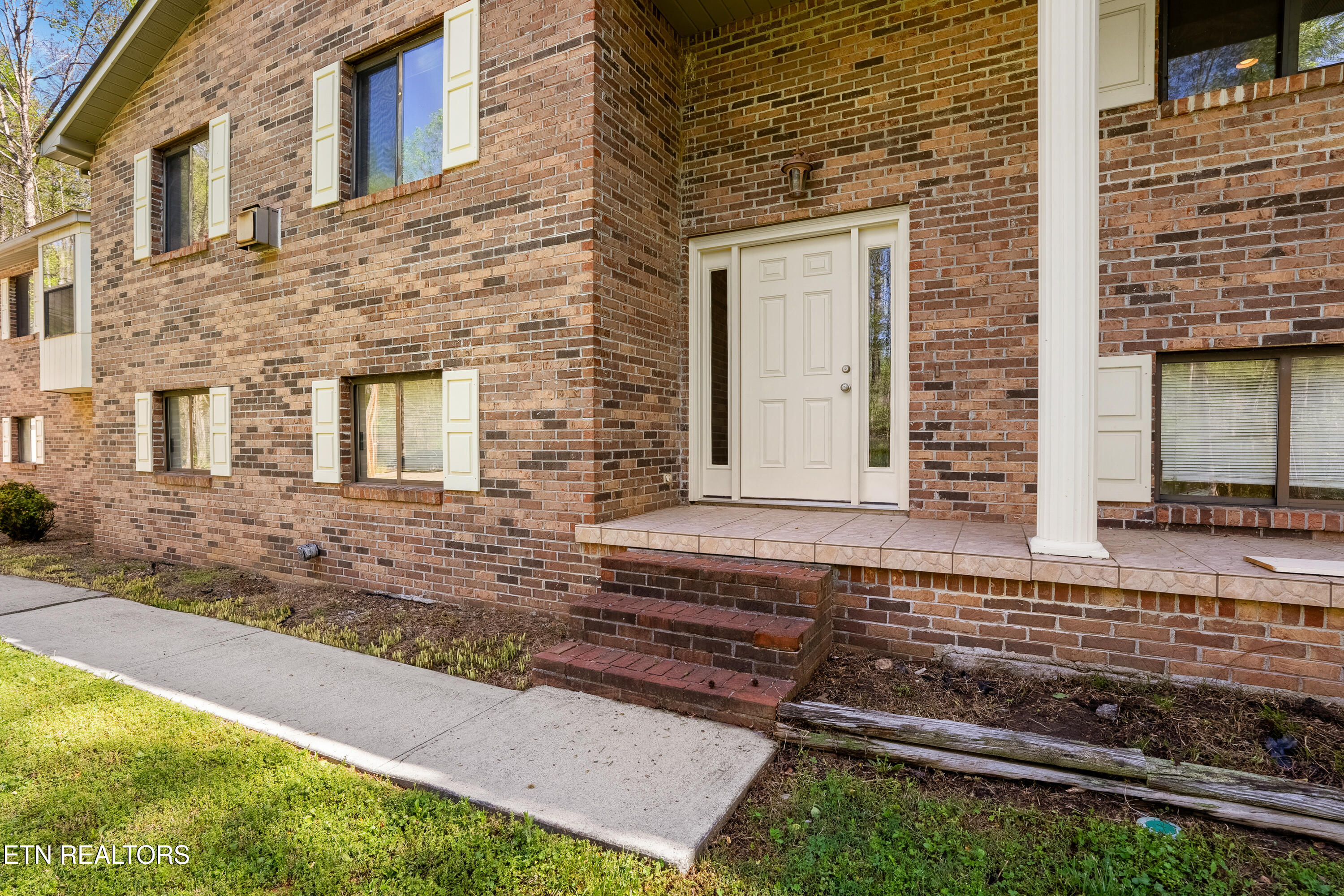 1502 Donna Drive Property Photo 7