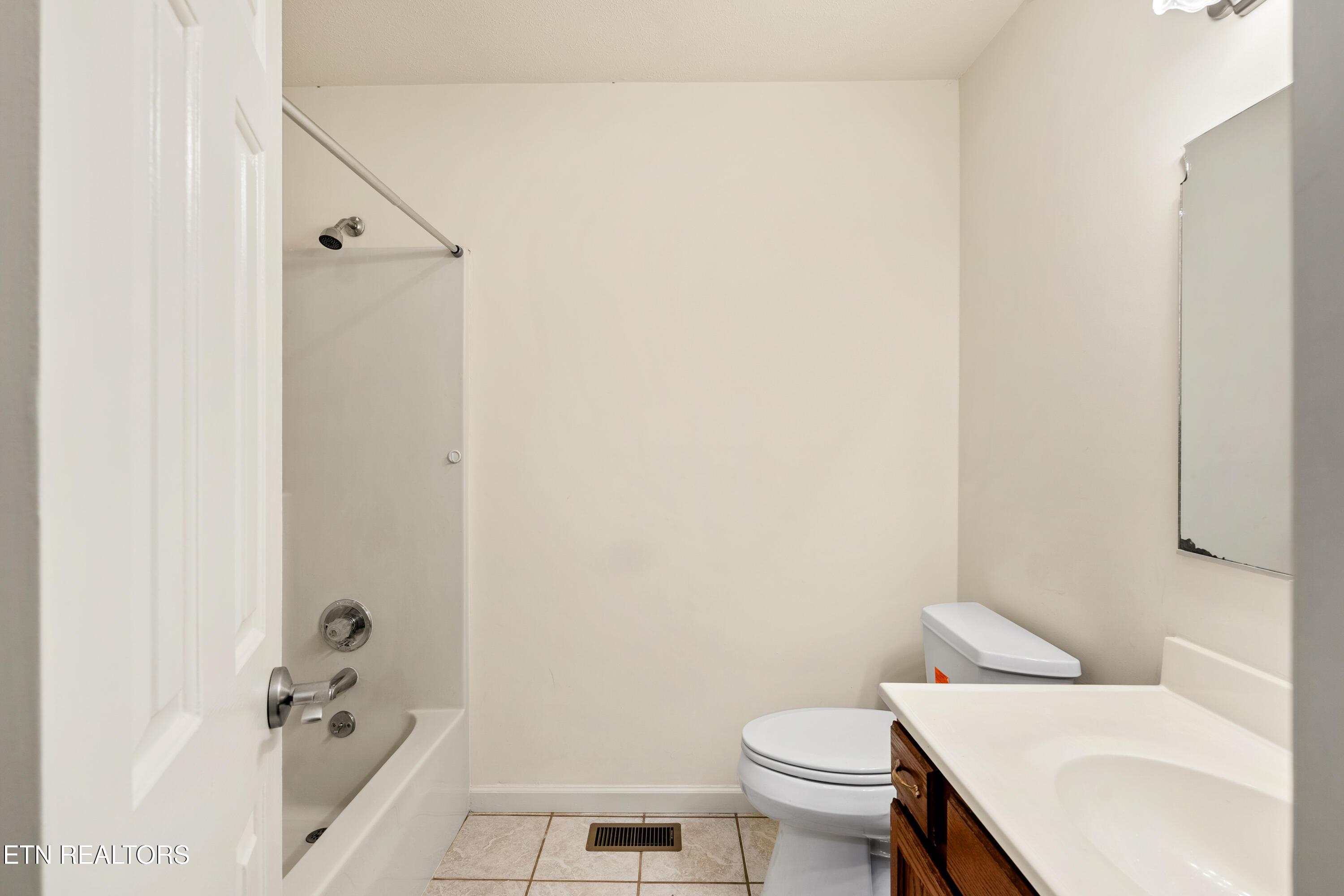 1502 Donna Drive Property Photo 18