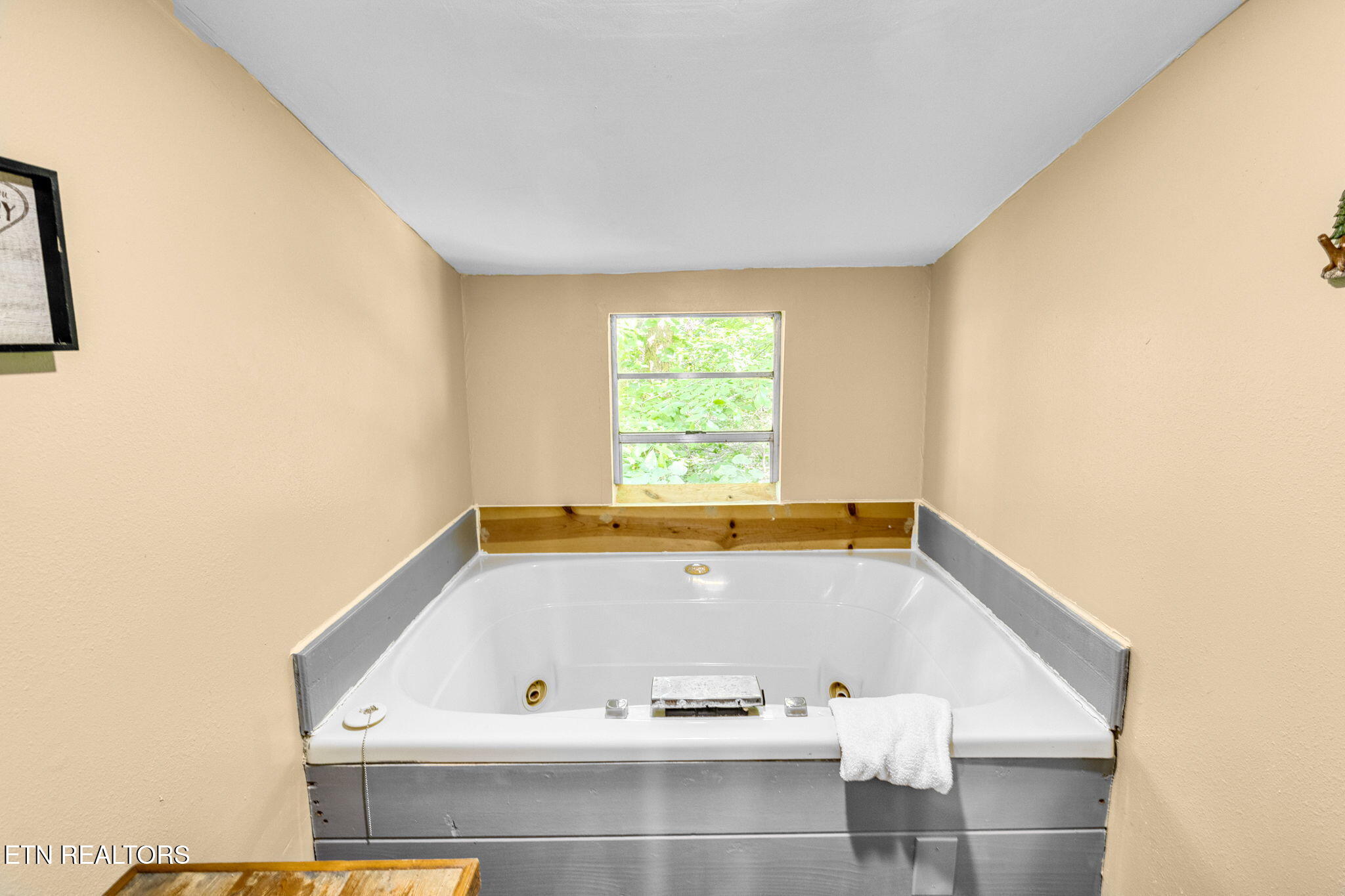 2263-2263 Lones Branch Lane Property Photo 16