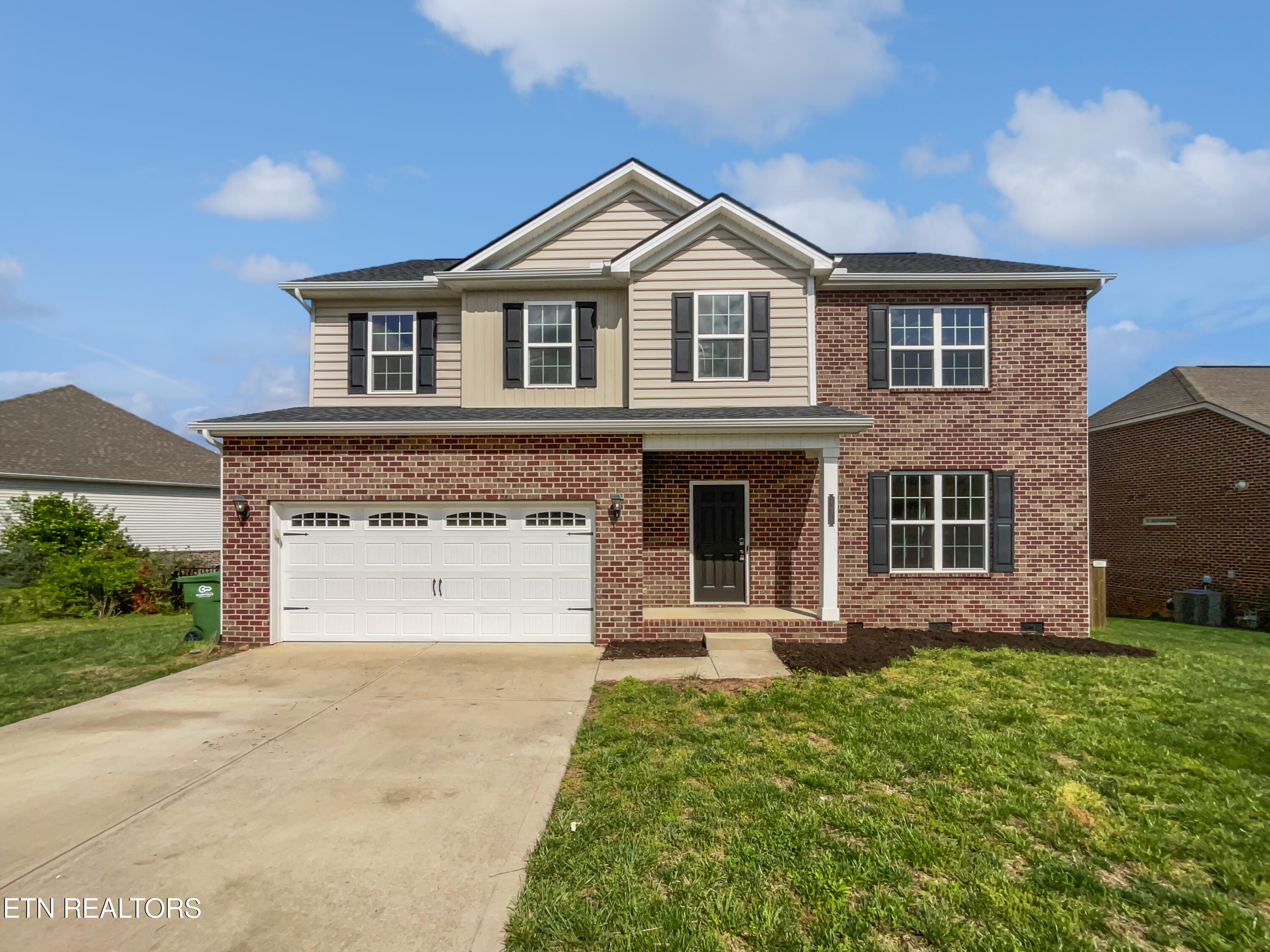 2225 Scarlet Tanager St Property Photo