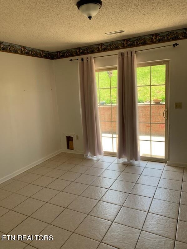 129 Norfolk Circle Property Photo 12