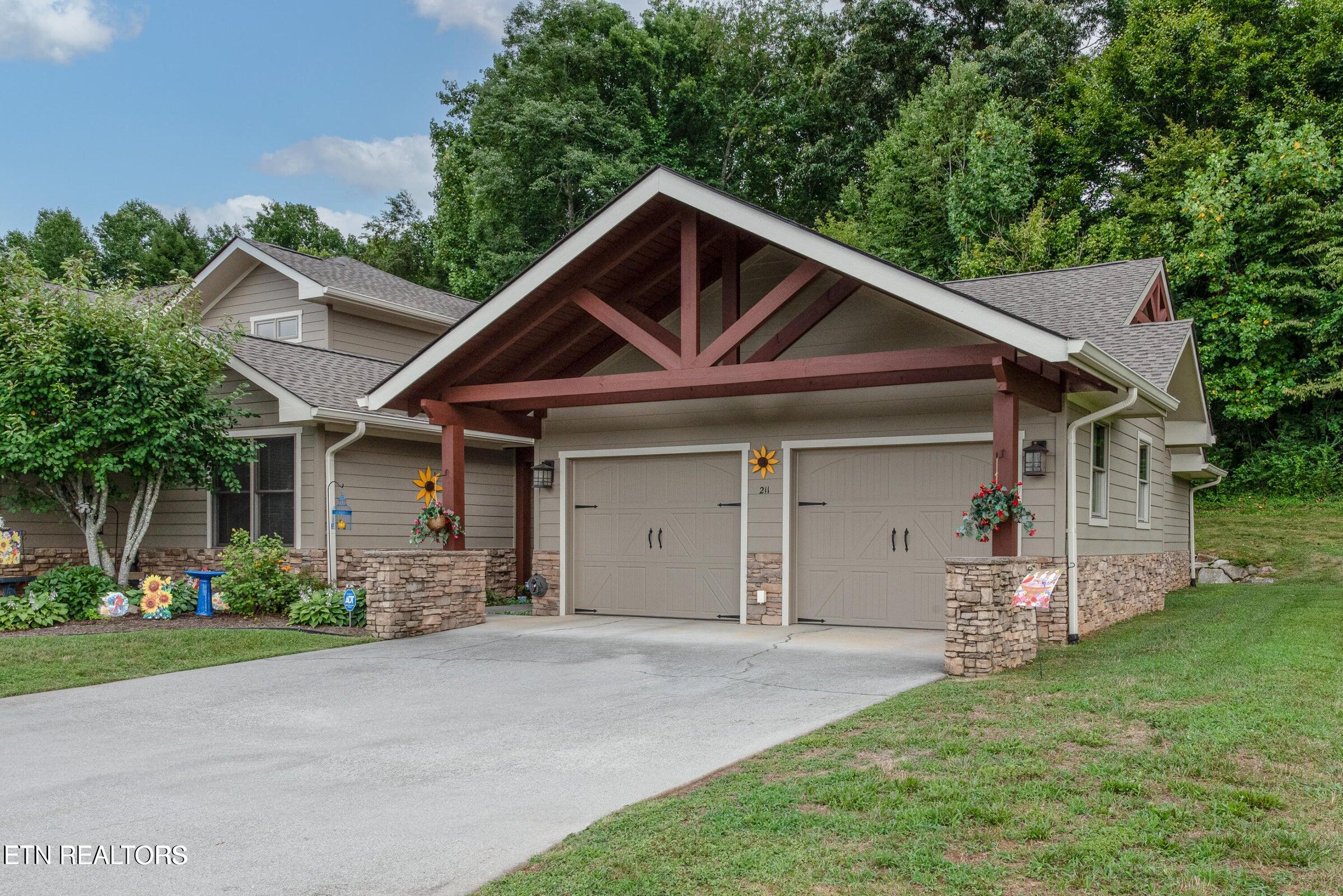 211 Bishop Cap Circle Property Photo