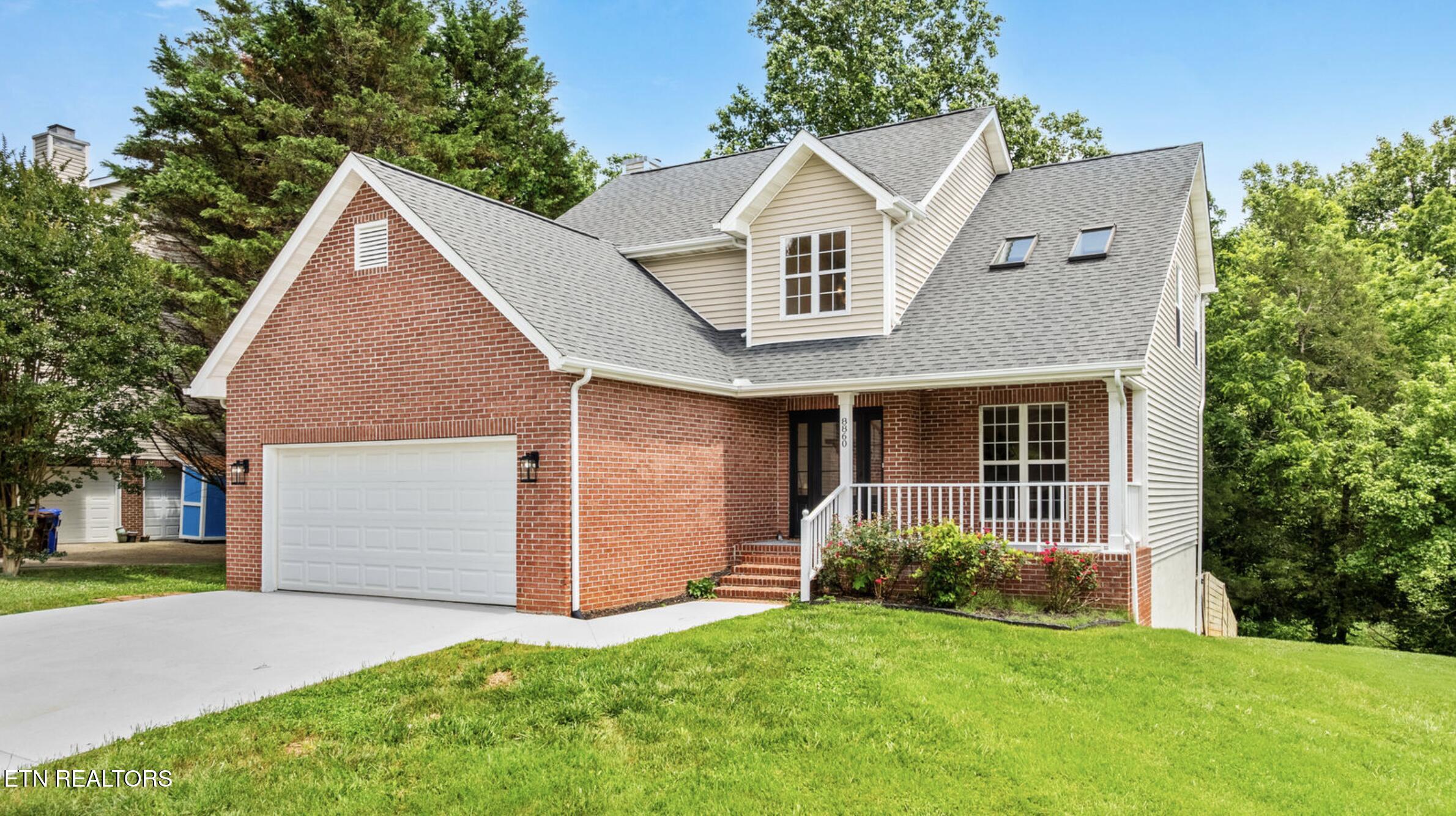 8860 Brucewood Lane Property Photo 1