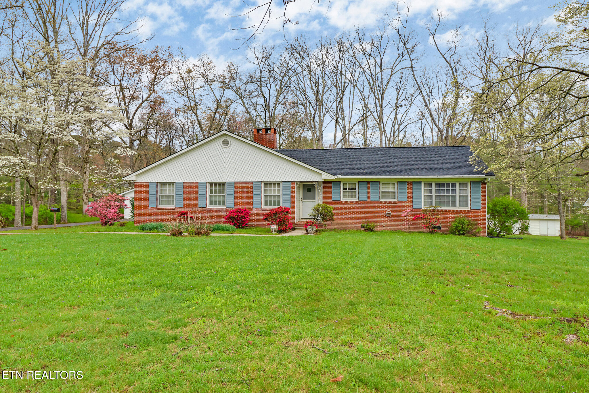 96 Mimosa Lane Property Photo