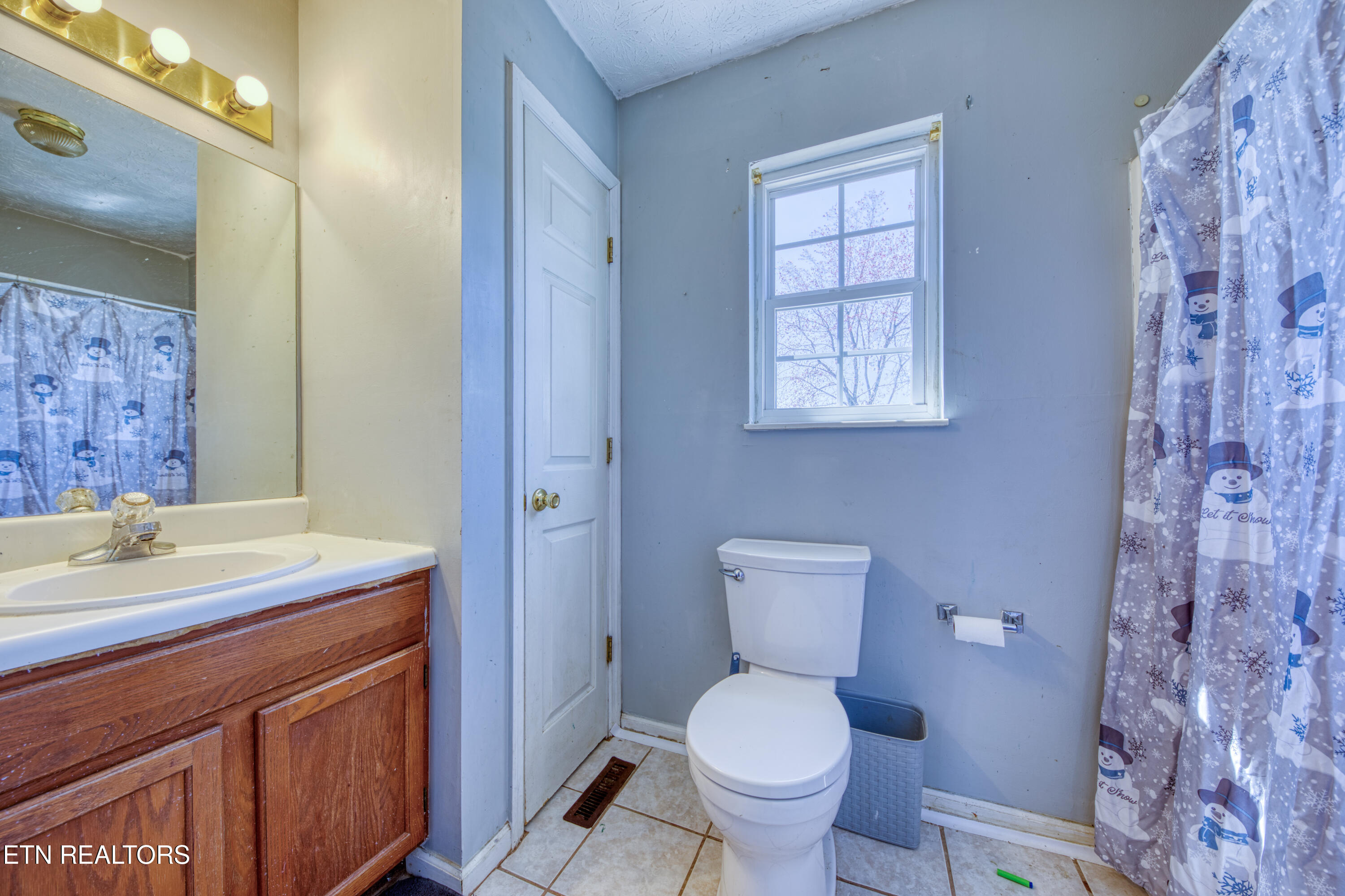 7624 Camden Rd Property Photo 12