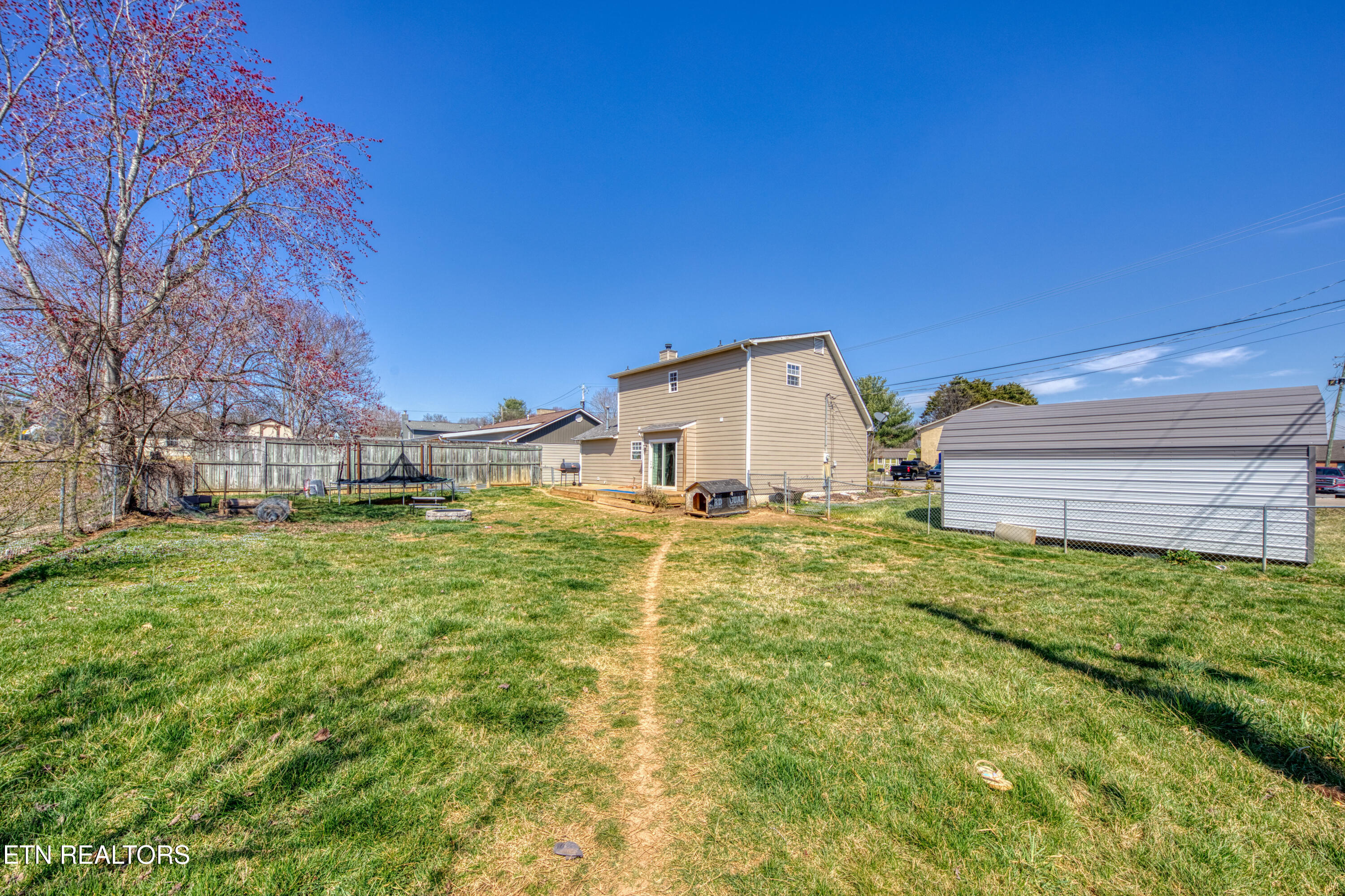 7624 Camden Rd Property Photo 14