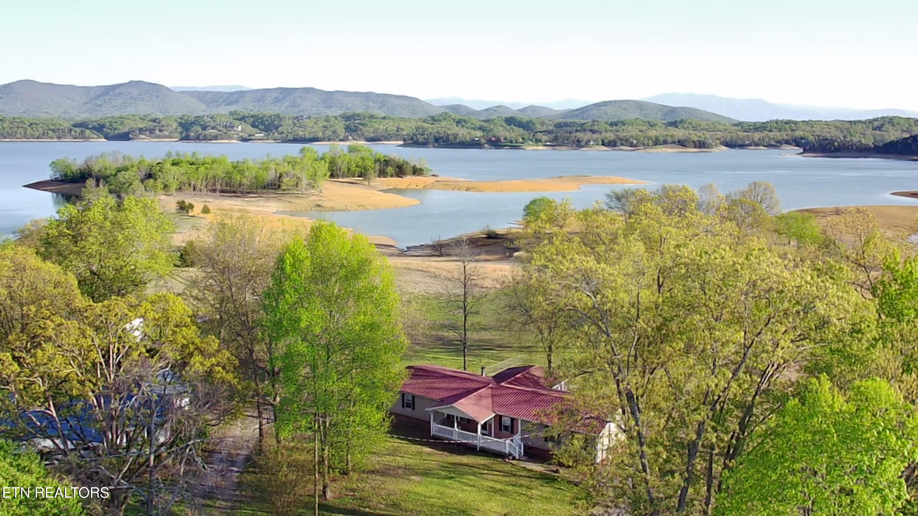 1274 Cedar Hills Rd Property Photo