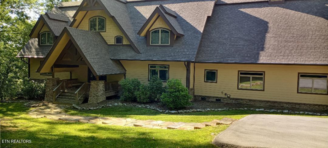 440 Falls Lane Property Photo