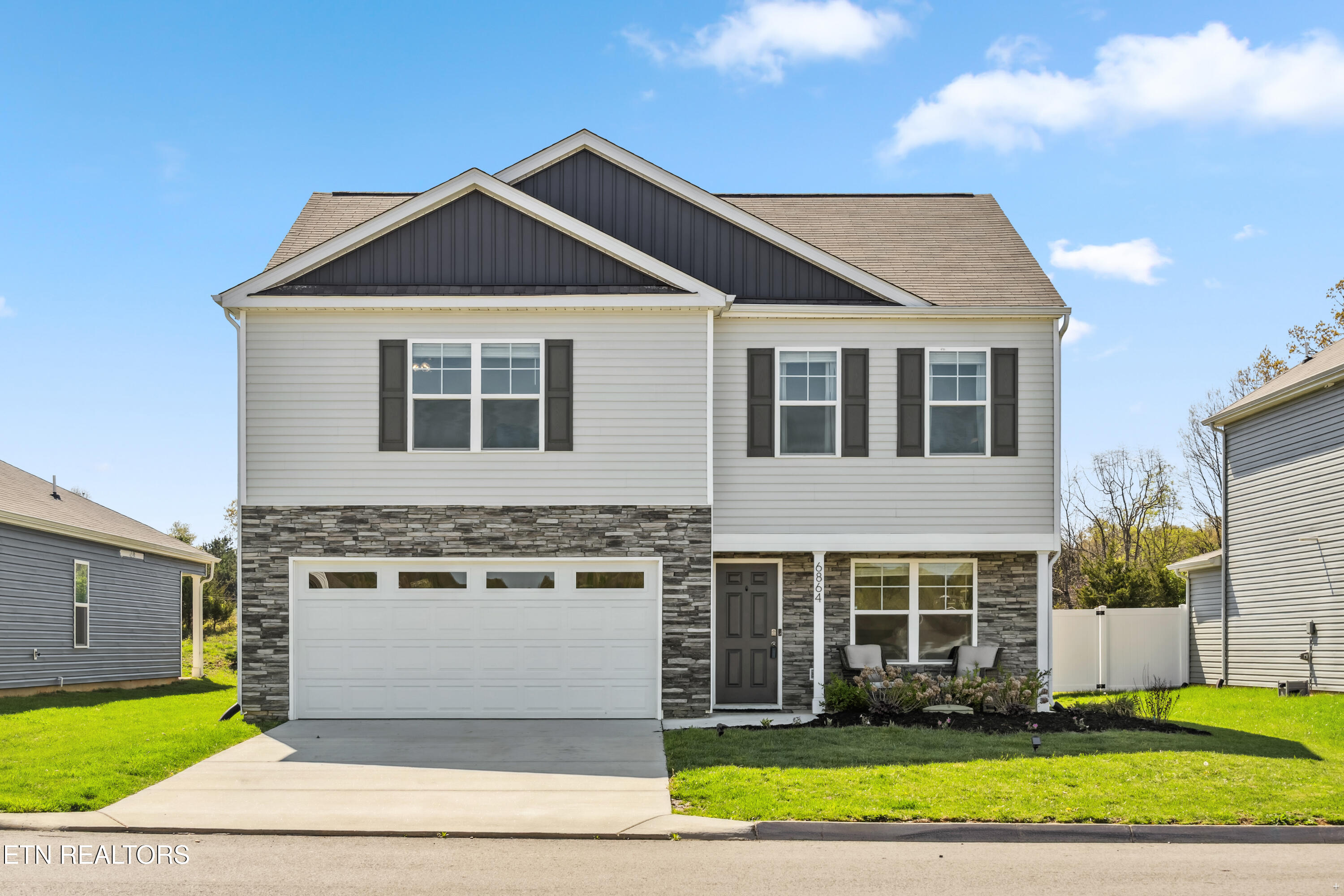 6864 Squirrel Run Lane Property Photo