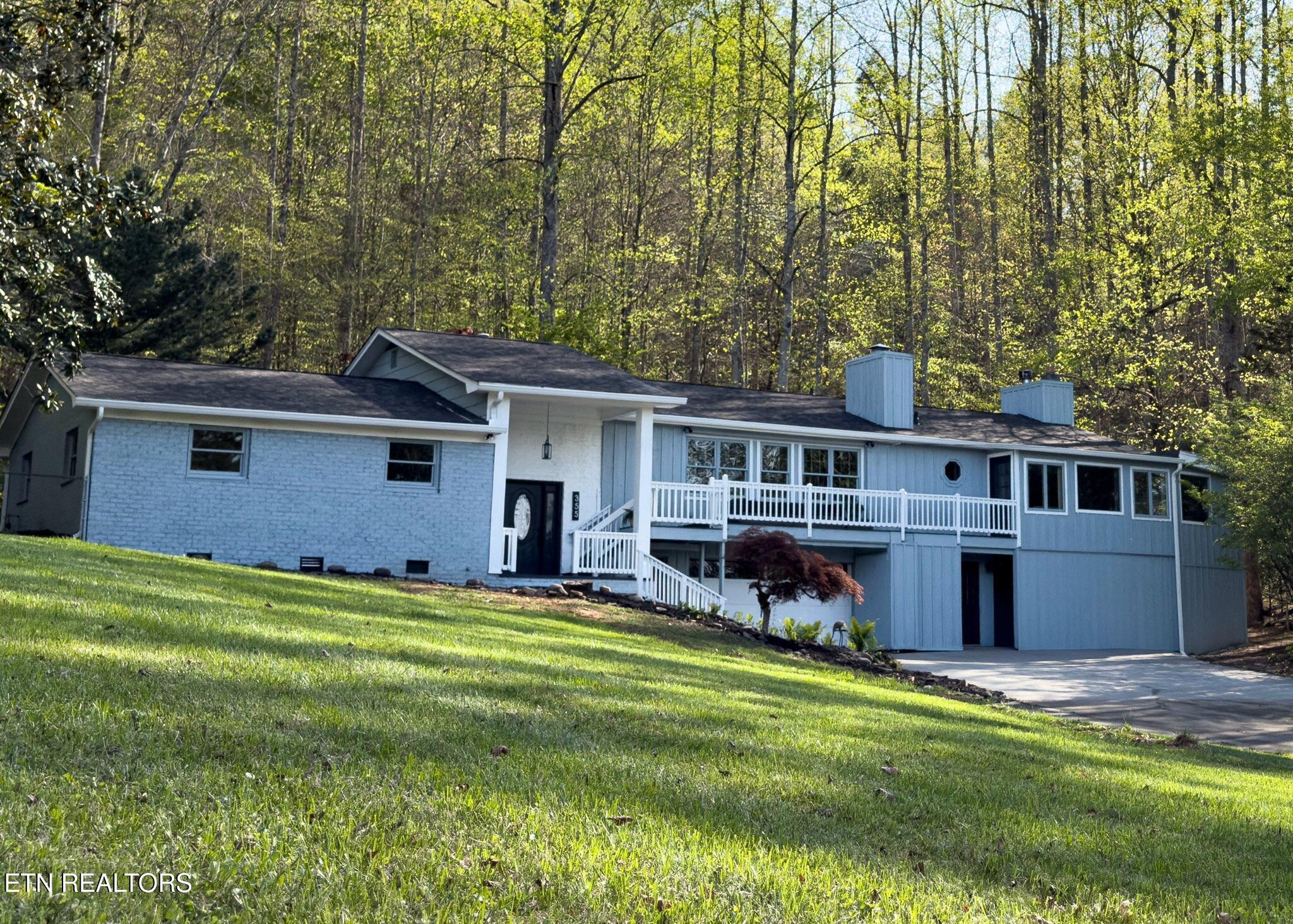 355 E Chestnut Hill Rd Property Photo