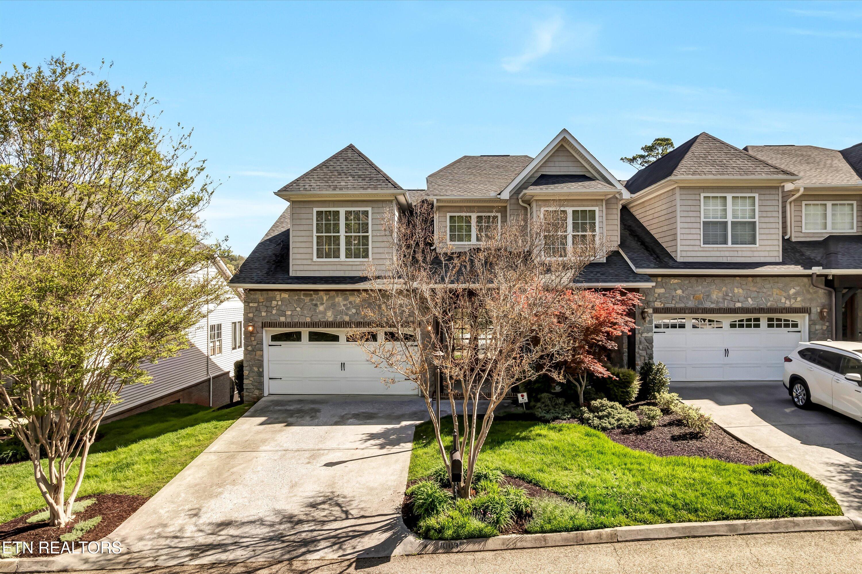 10033 Autumn Valley Lane Property Photo