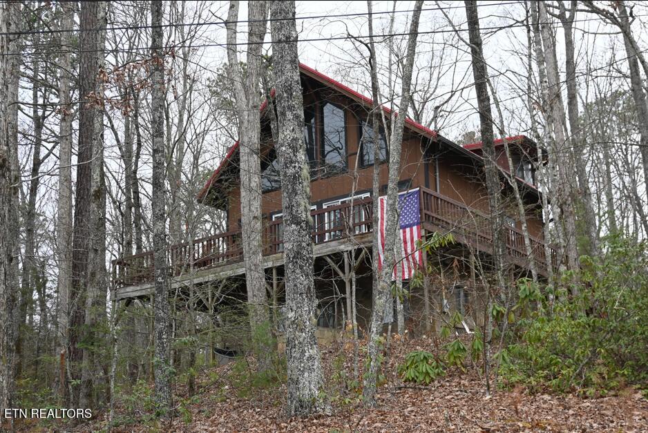 4112 Hillcrest Rd Property Photo