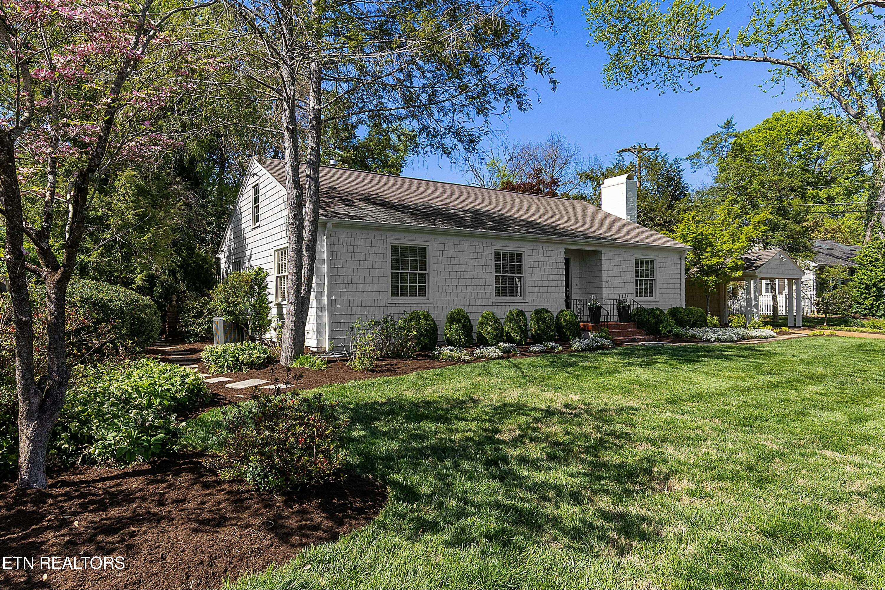 4023 Whitlow Avenue Property Photo