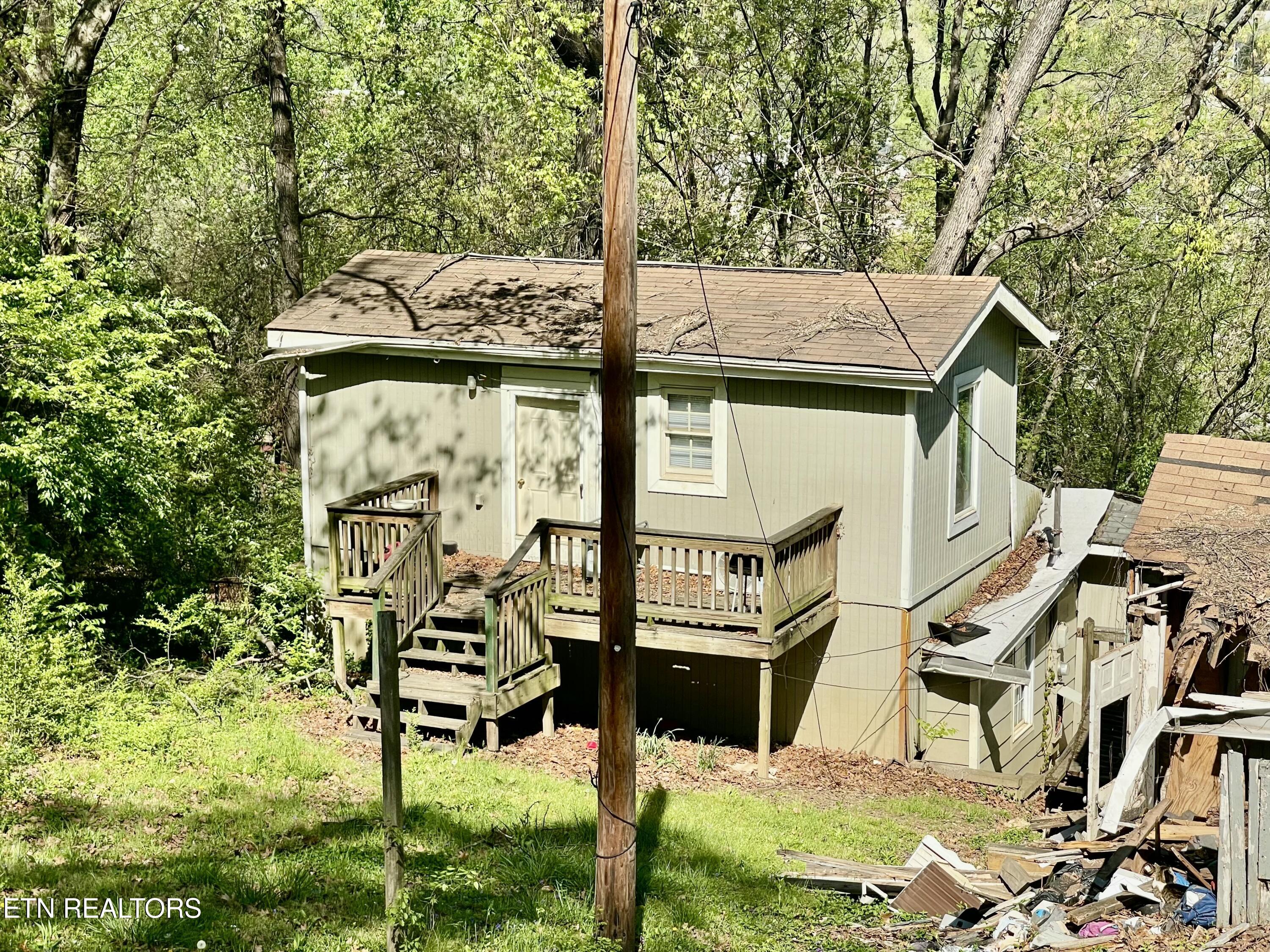 1219 Maryland Ave Property Photo