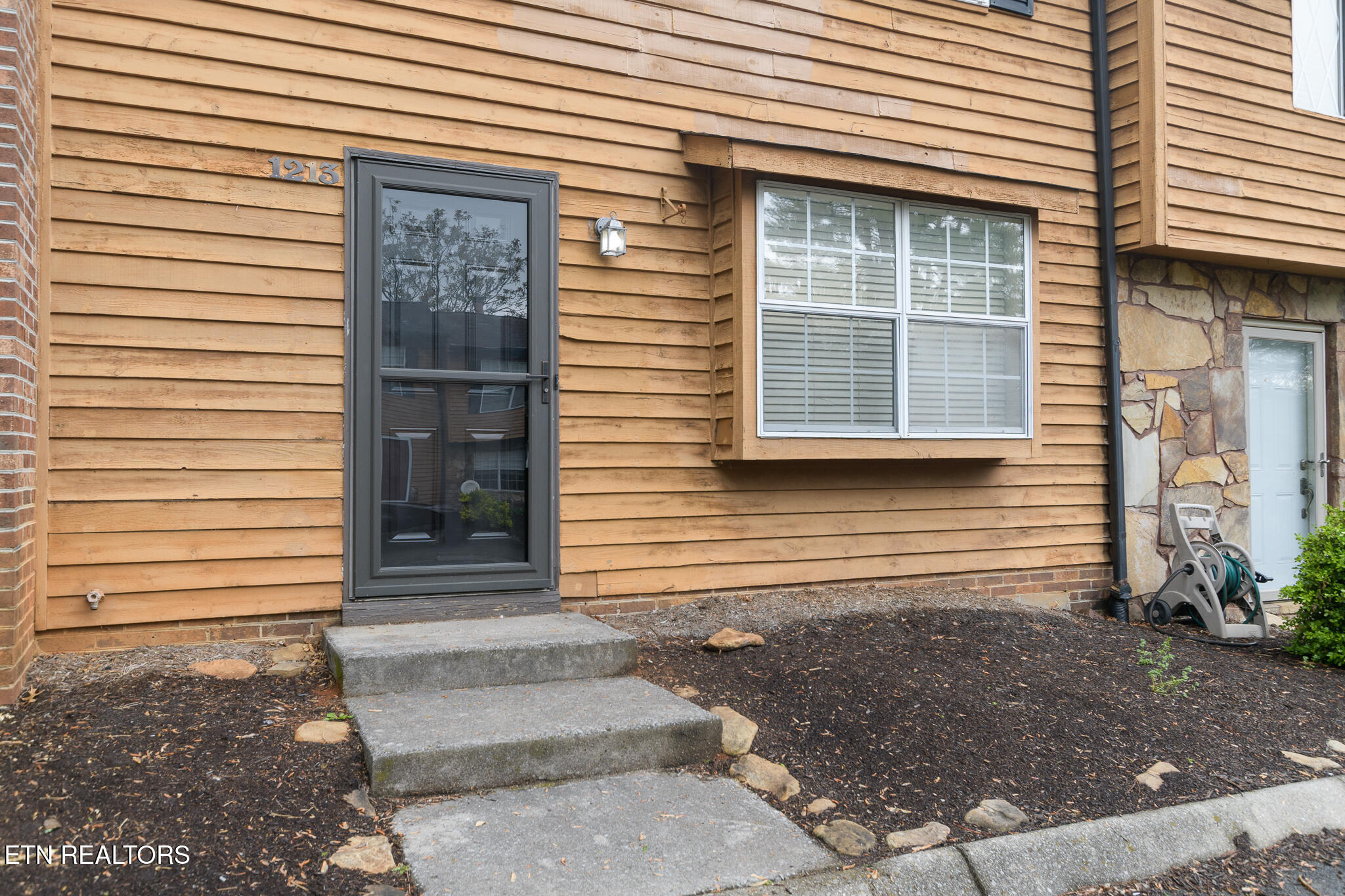 1213 Crest Brook Drive Property Photo 3