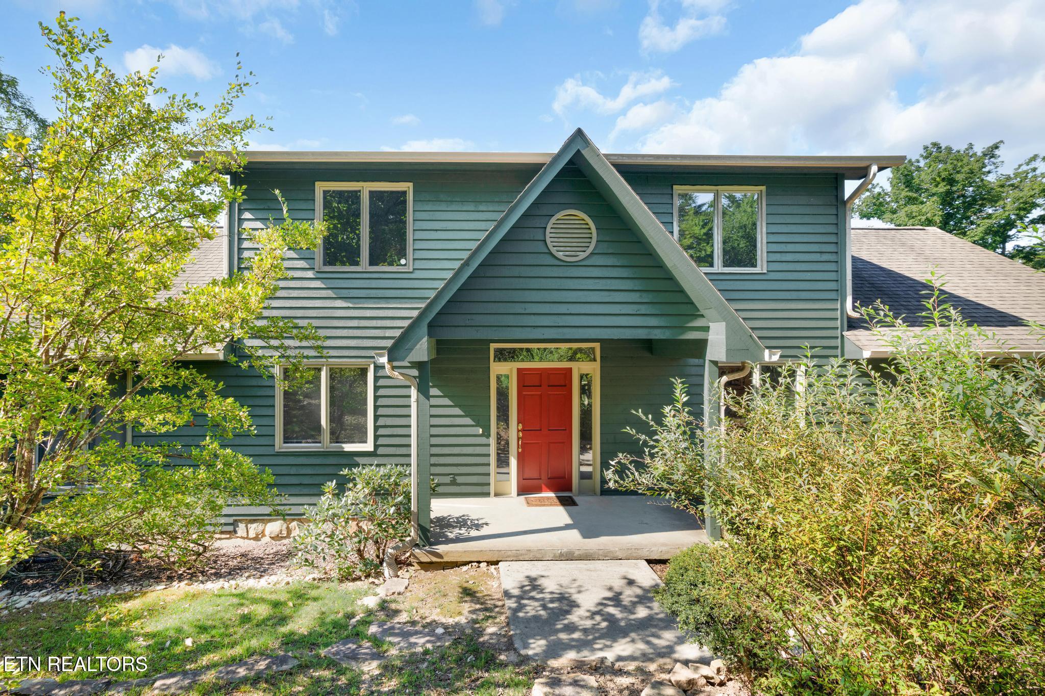 2025 Duck Cove Drive Property Photo