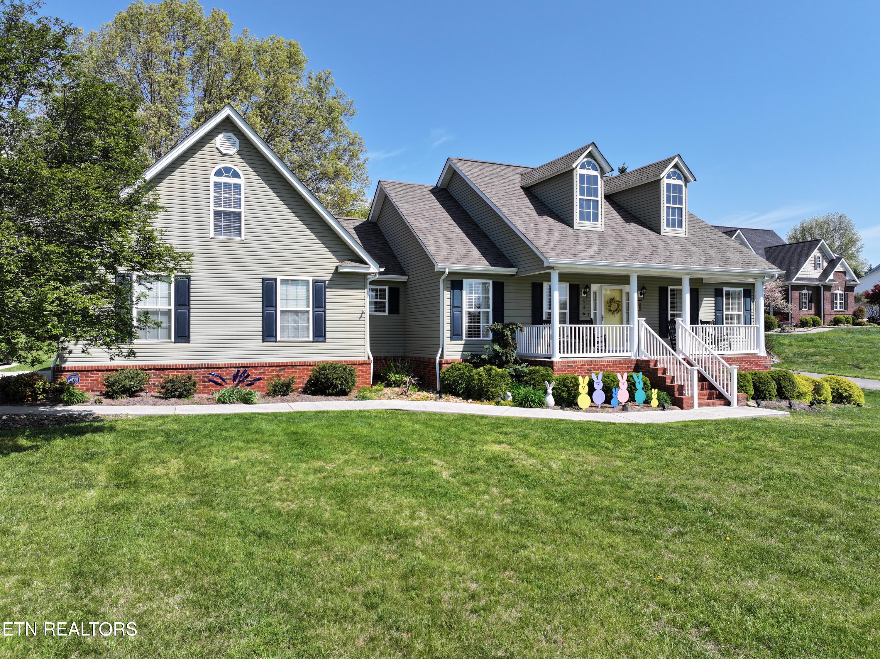 126 Bicentennial Drive Property Photo