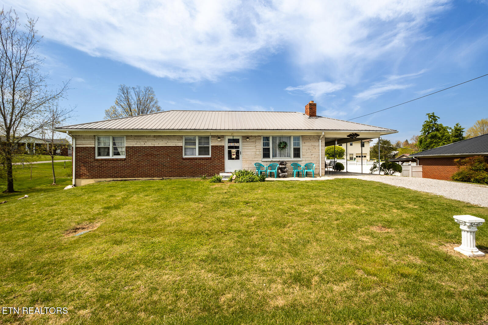 206 Locust St Property Photo