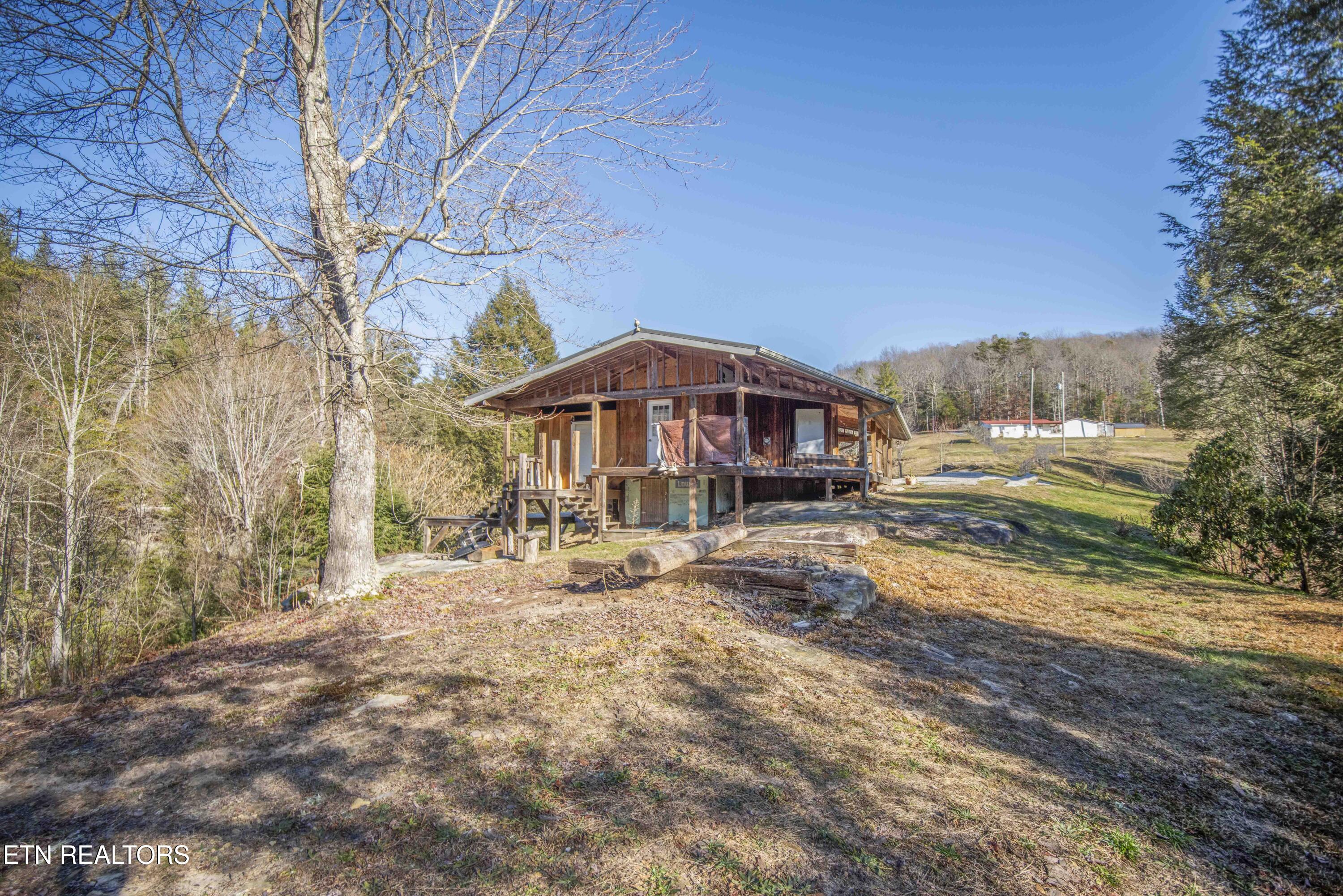 5625 Property Photo 5