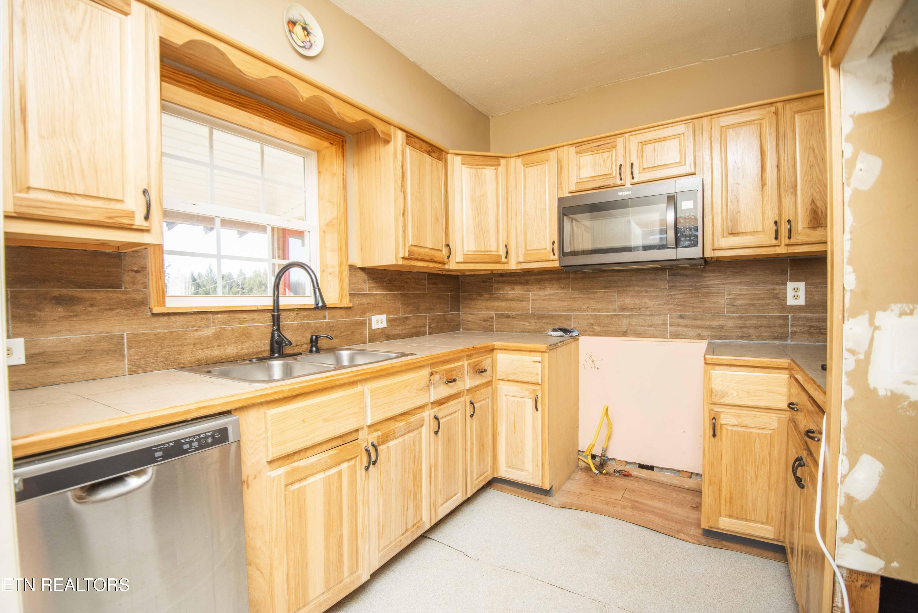 5625 Property Photo 21