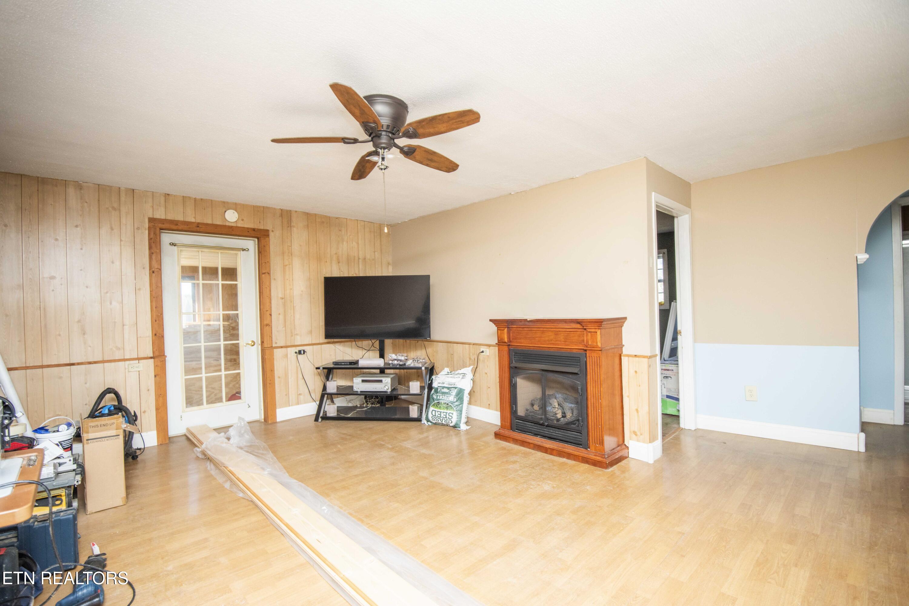 5625 Property Photo 22