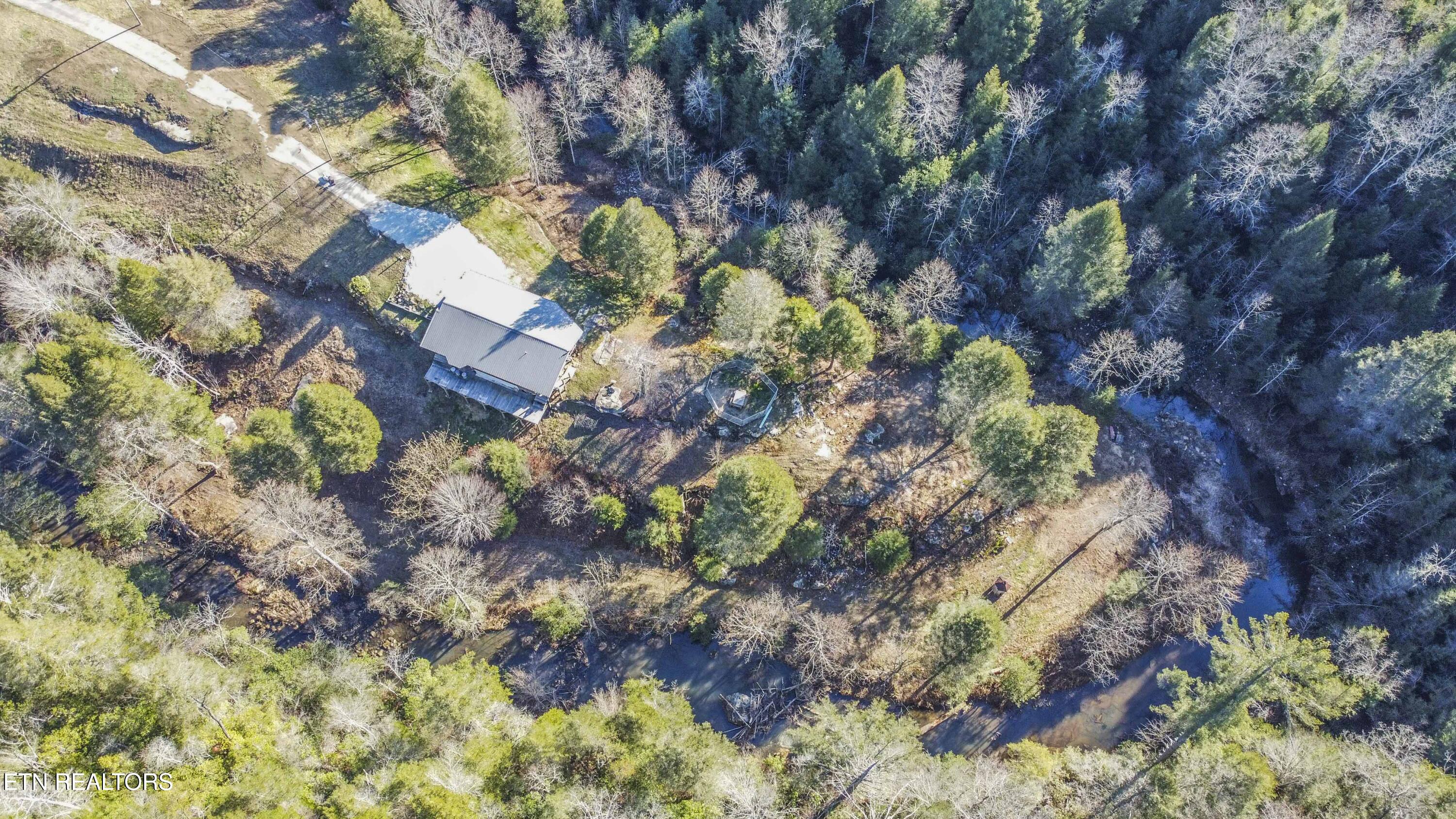 5625 Property Photo 28