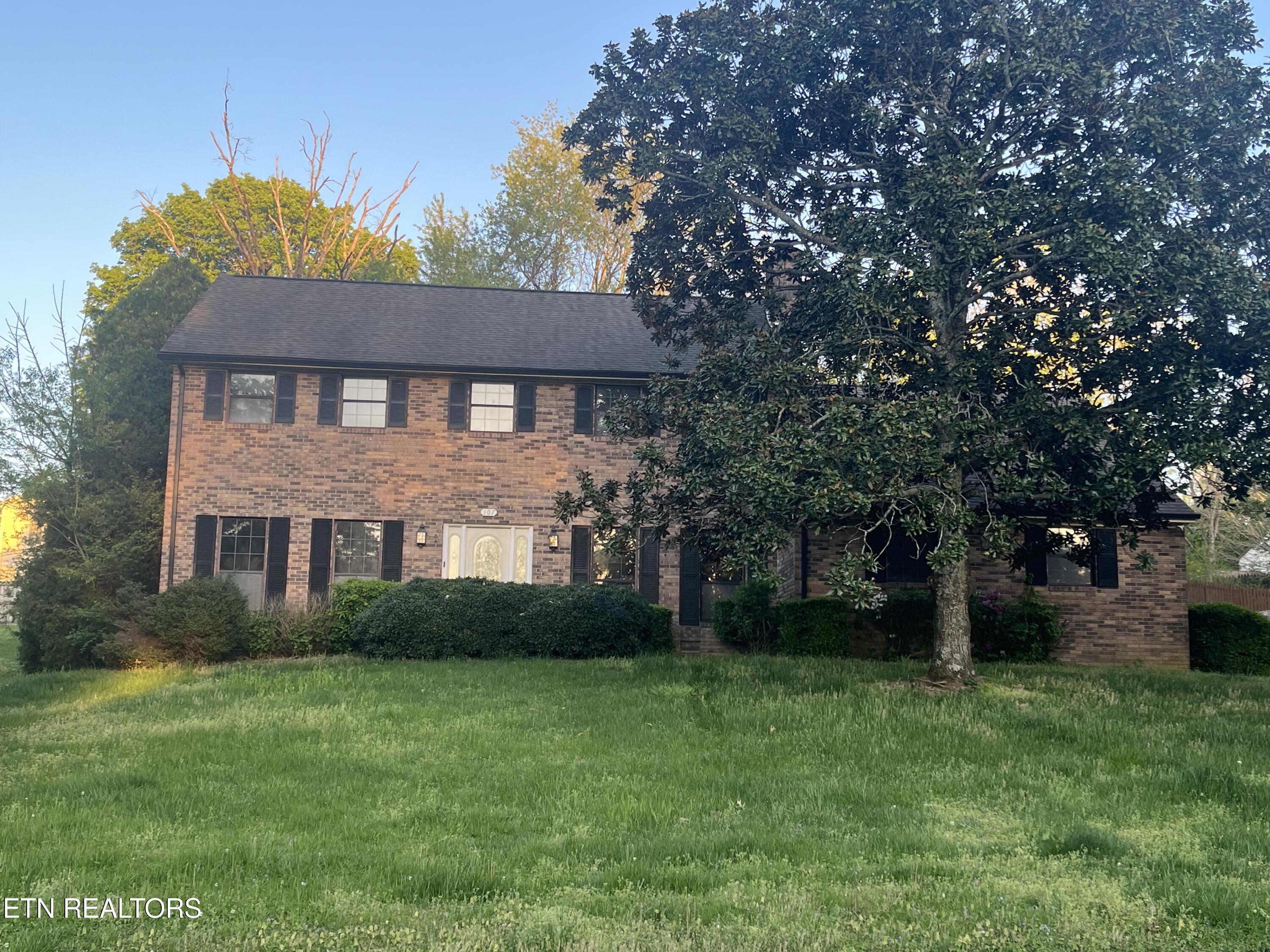 107 Carson Lane Property Photo