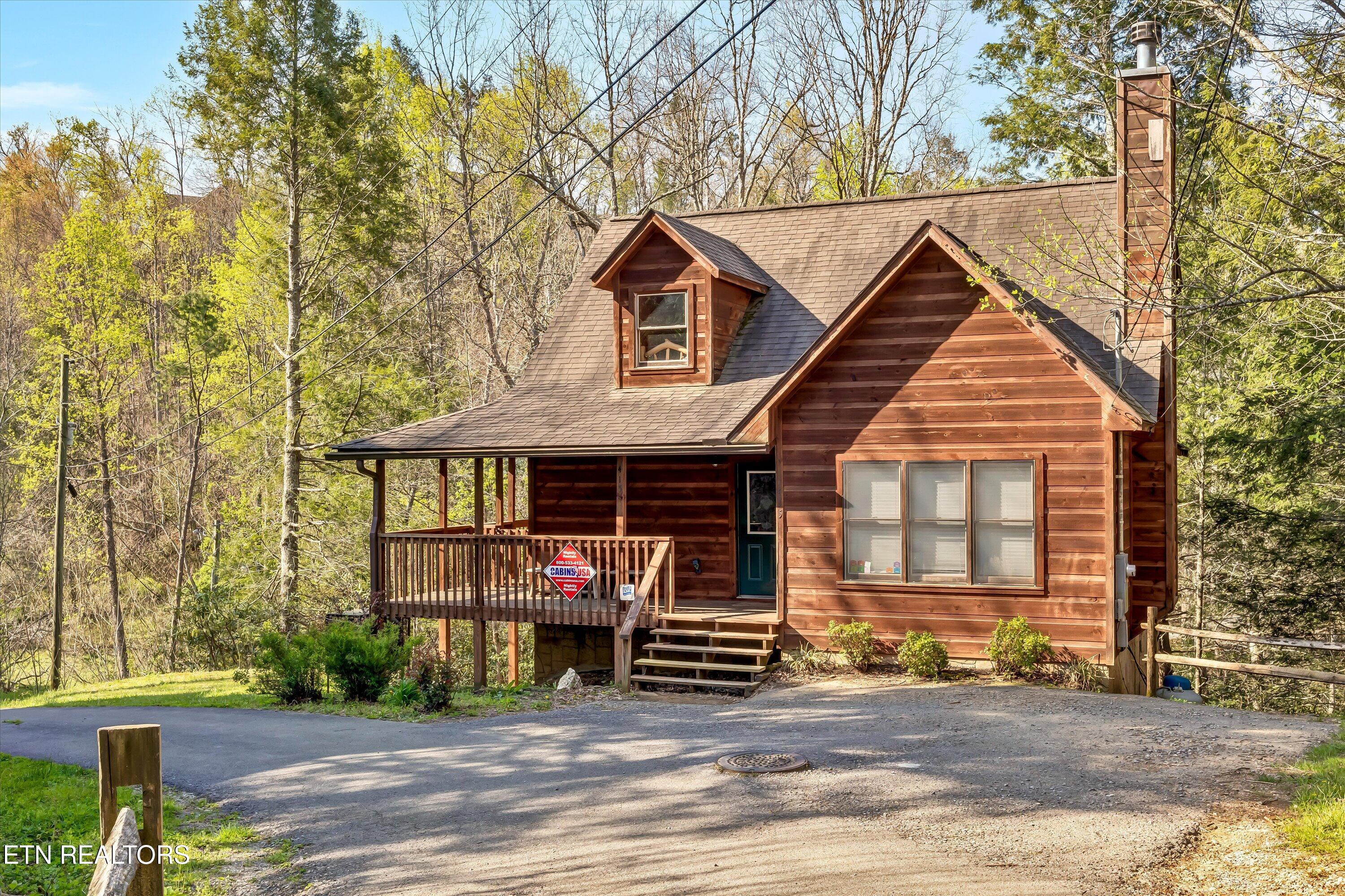 415 Silver Maple Lane Property Photo