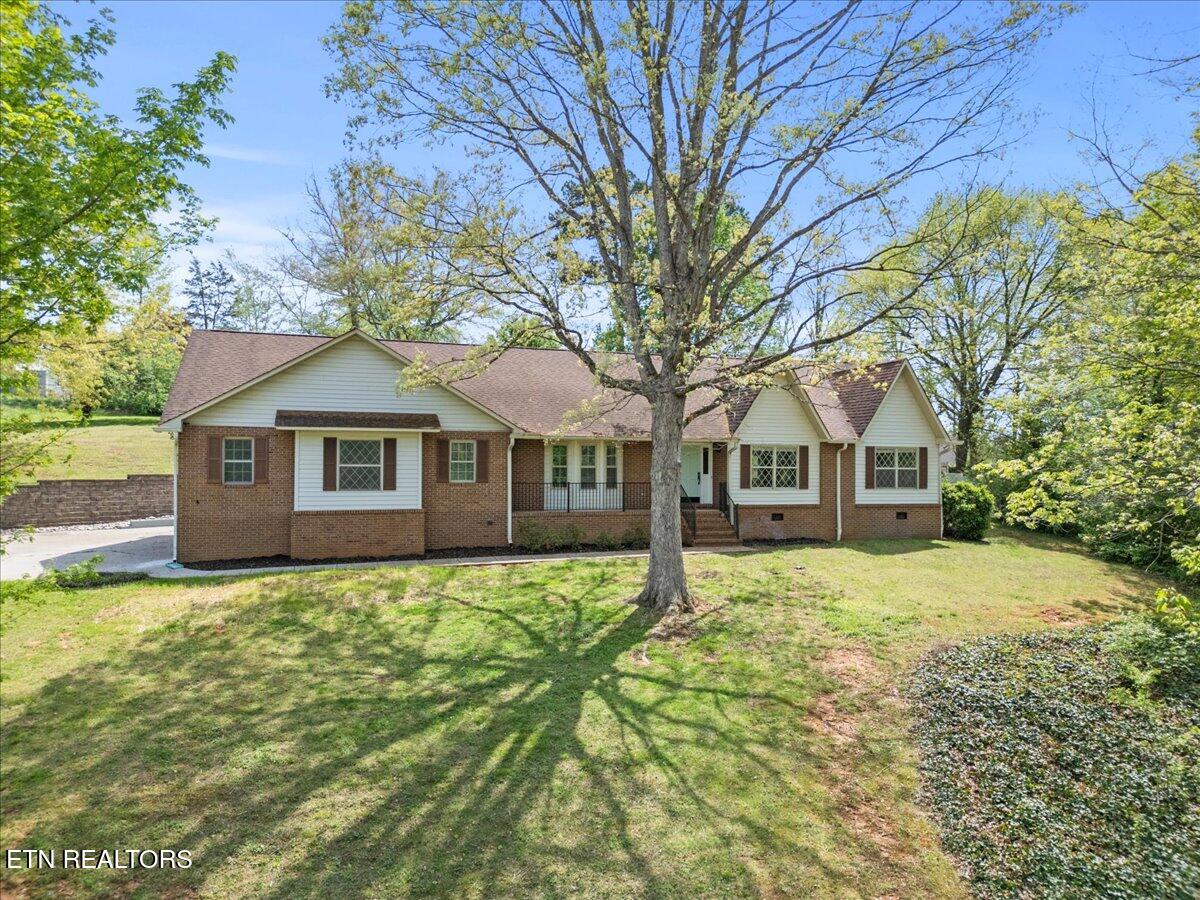 1506 Dunbarton Drive Property Photo