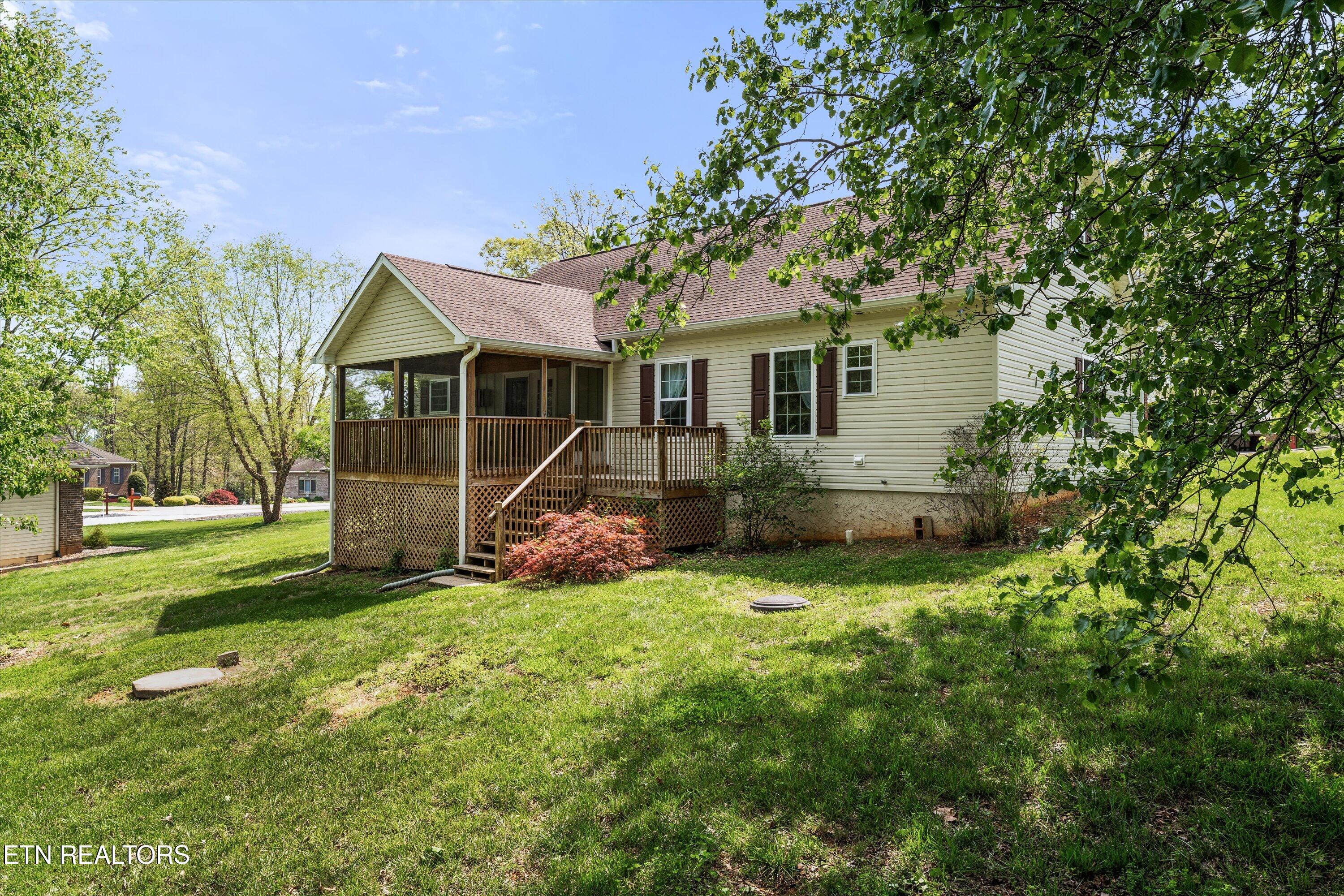 102 Chaloni Lane Property Photo 29