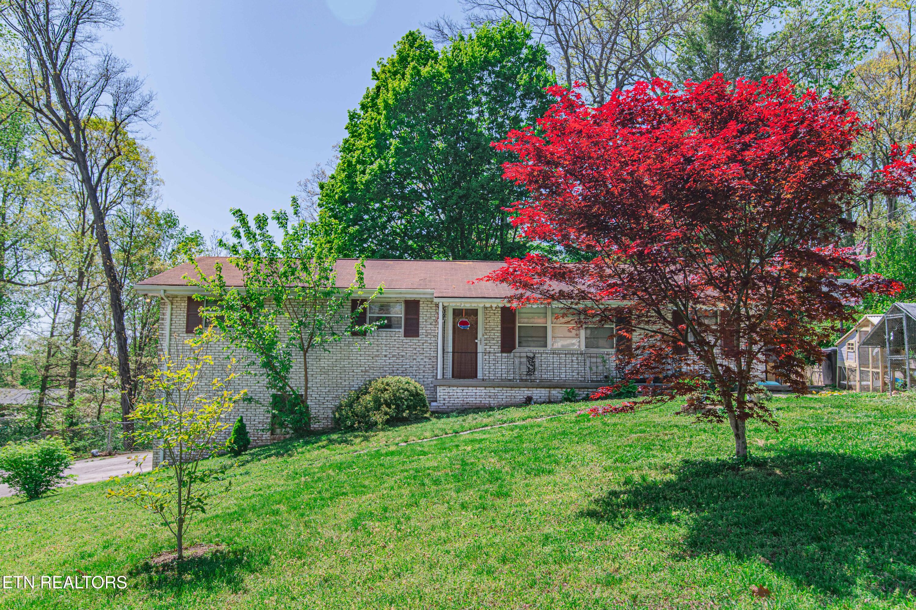 1731 Woodhaven Drive Property Photo