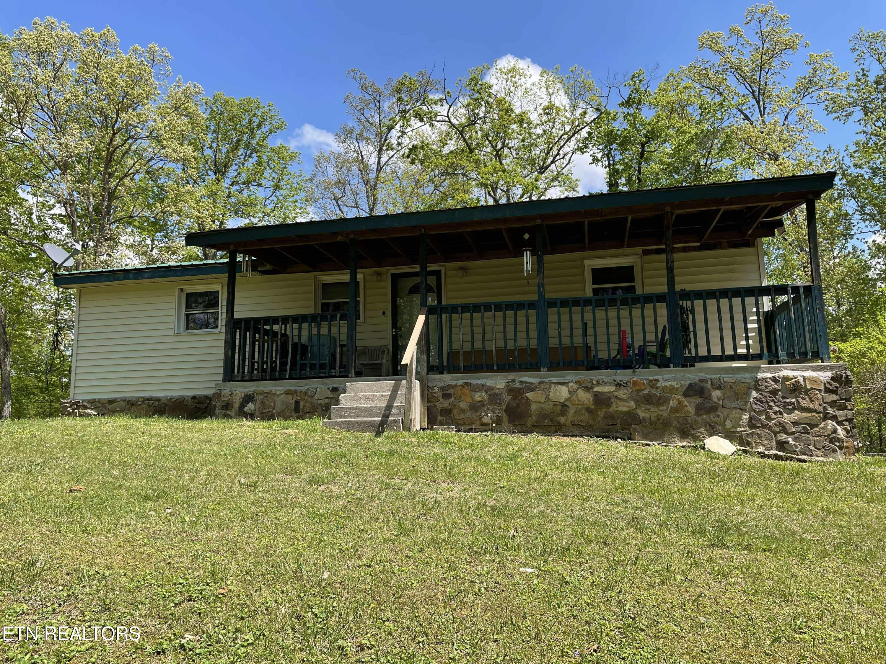 430 Buell Lane Property Photo