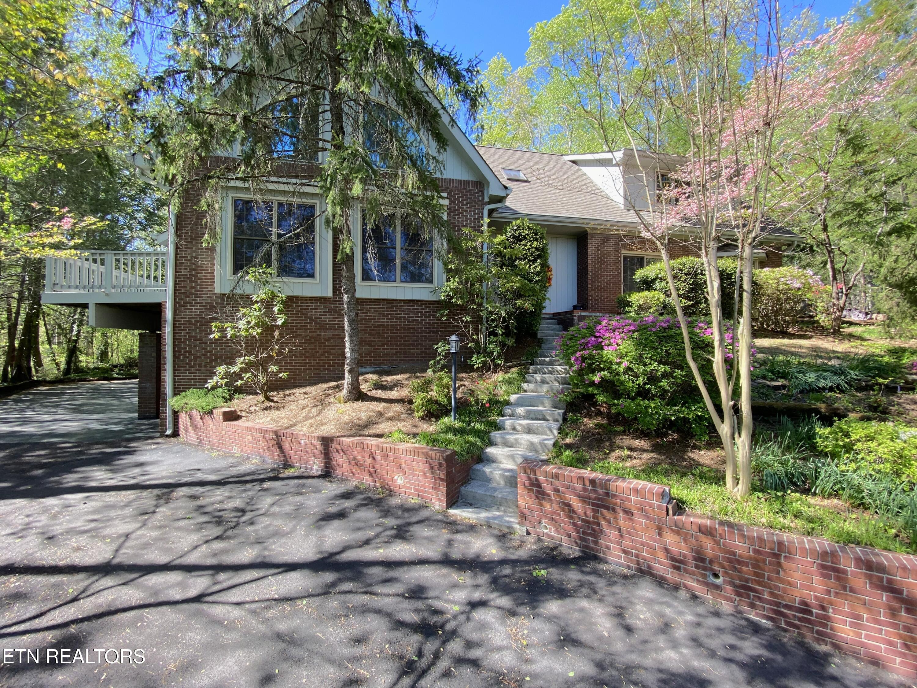 118 Mohawk Rd Property Photo 1