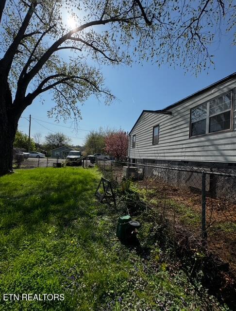 1529 Delaware Ave Property Photo