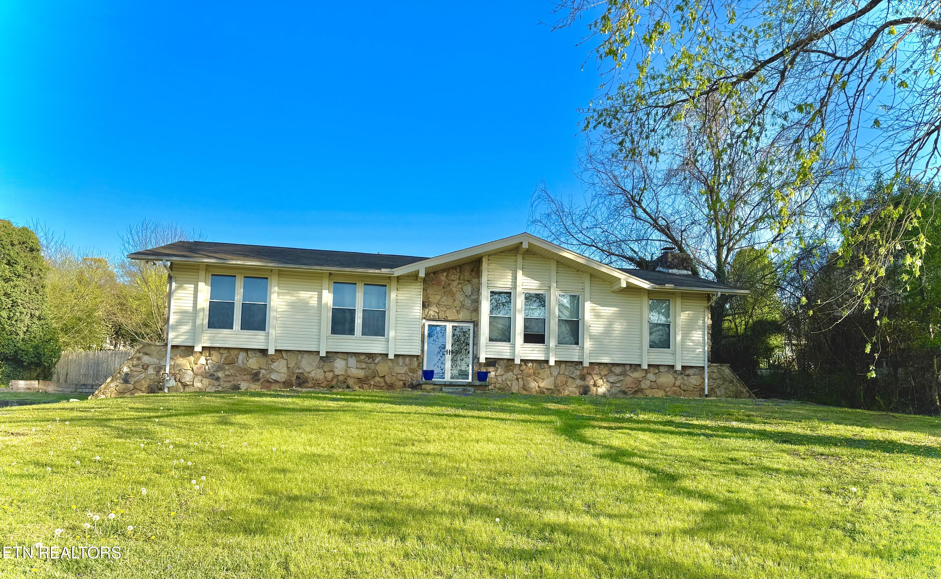 1253 Topside Rd Property Photo