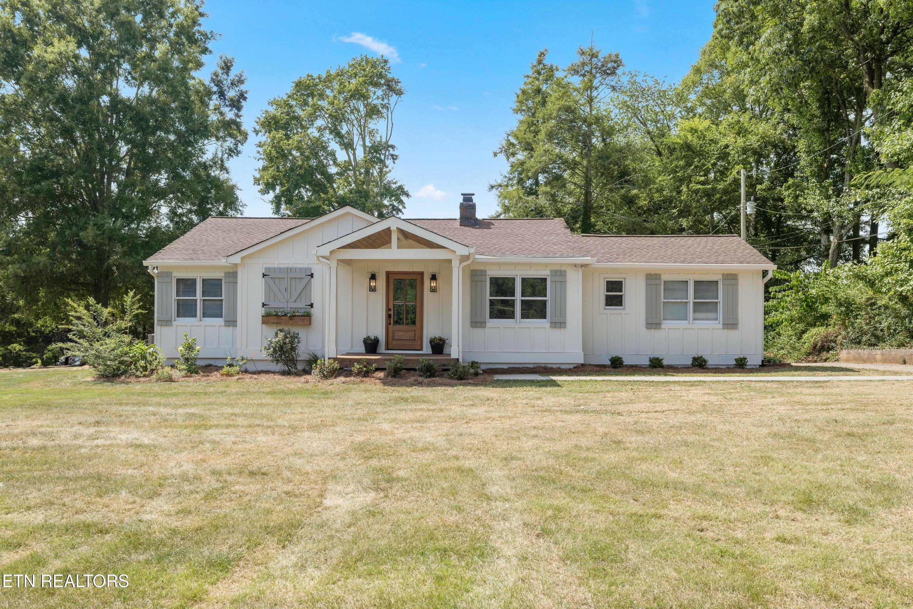8405 S Northshore Drive Property Photo